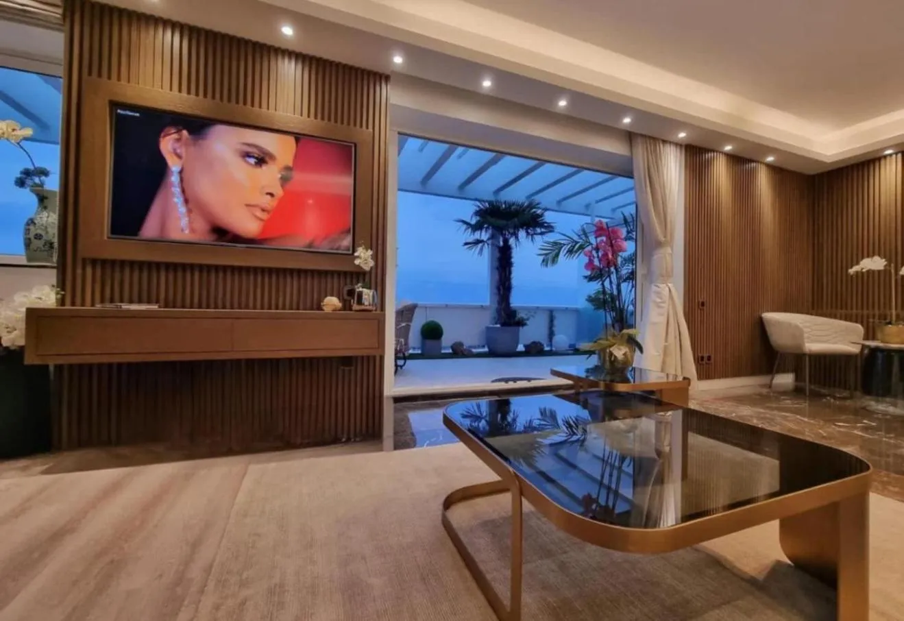 TV and multimedia in One 360 Skyline Athens Penthouses