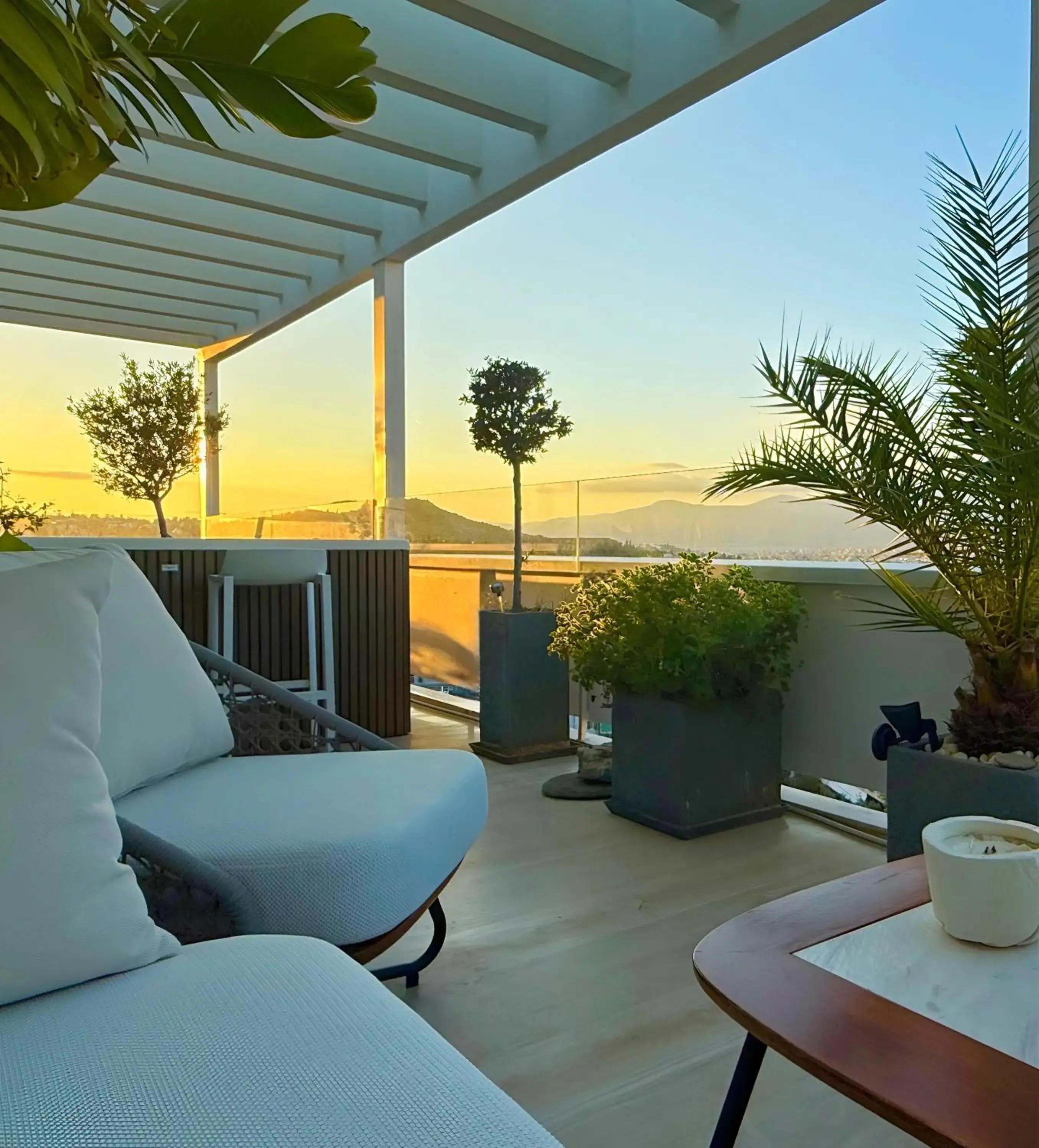 Penthouse Apartment with private Skyview Jacuzzi in One 360 Skyline Athens Penthouses Penthouse Apartment with private Skyview Jacuzzi in One 360 Skyline Athens Penthouses