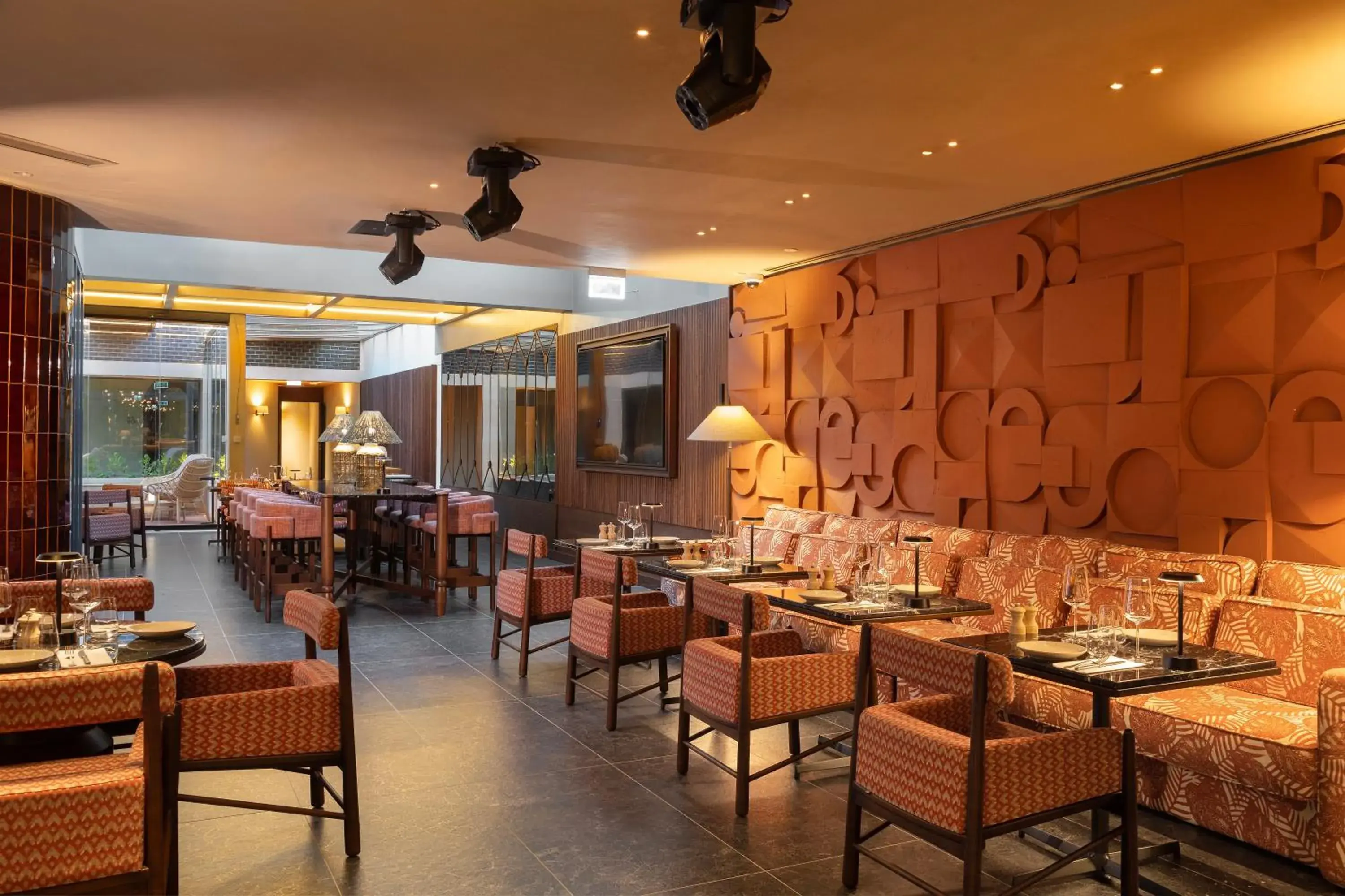 Restaurant/places to eat in EVOLUTION Valbom Restaurant/places to eat in EVOLUTION Valbom