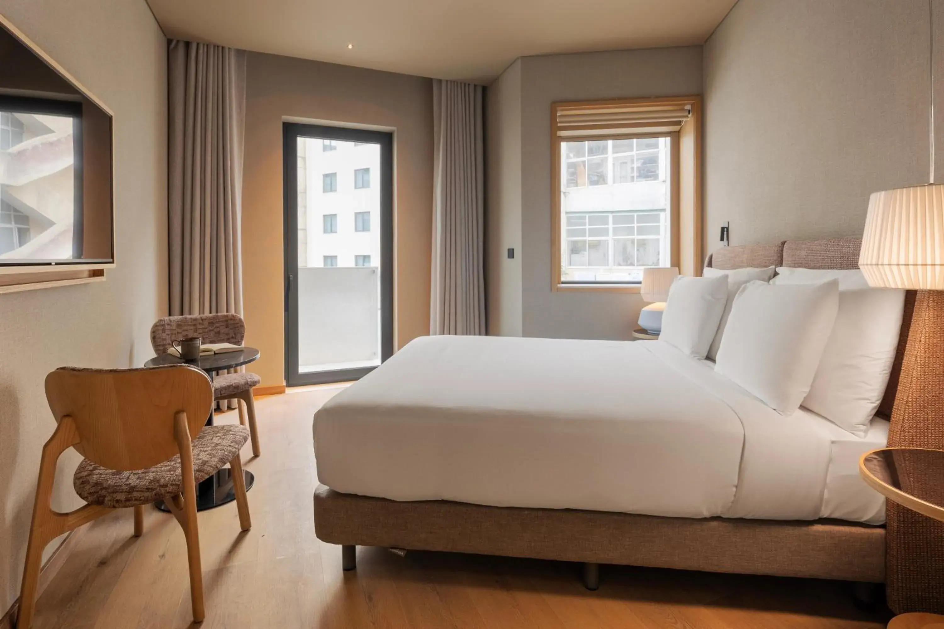 Bedroom, Bed in EVOLUTION Valbom Bedroom, Bed in EVOLUTION Valbom