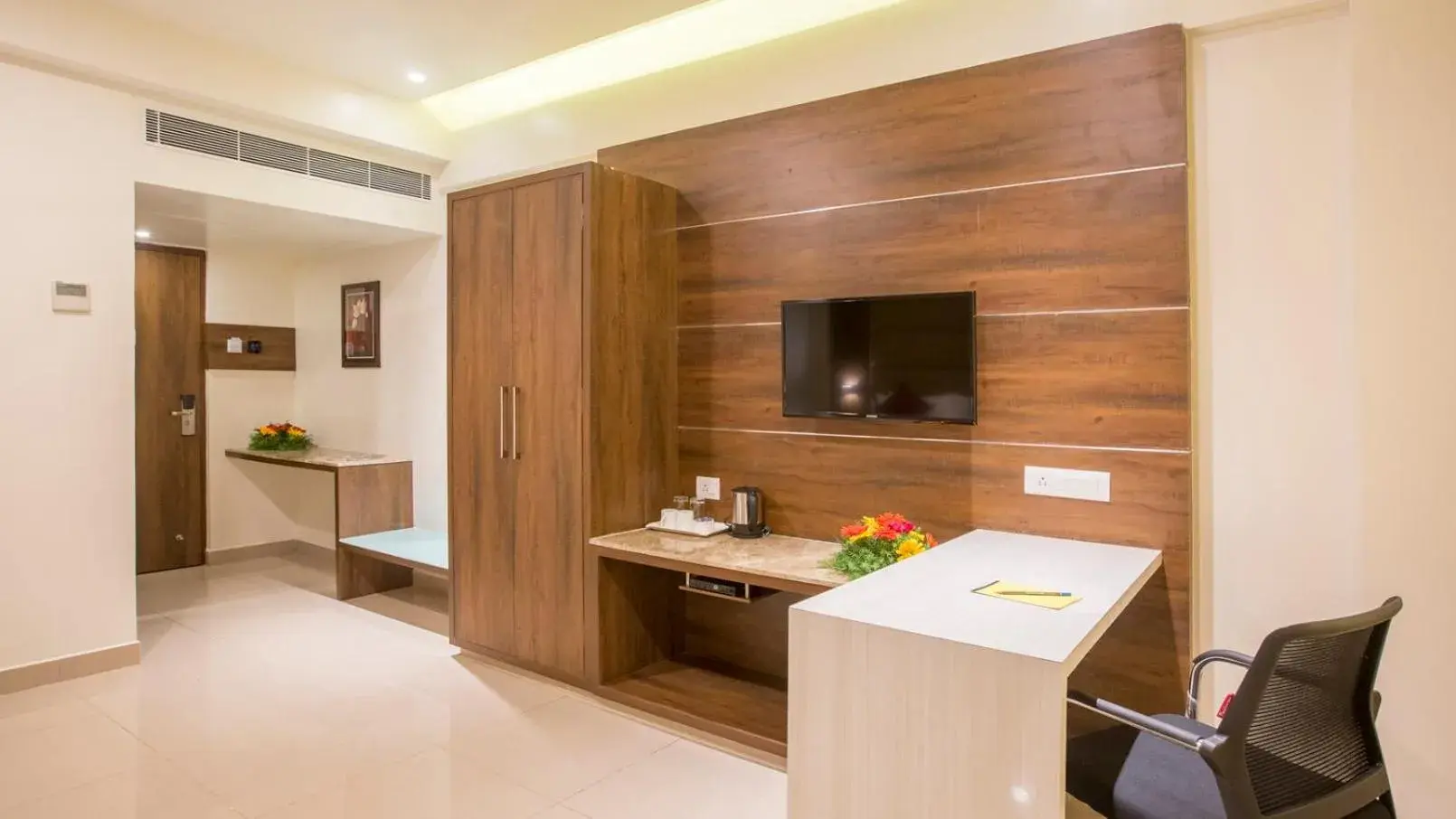 Sai International Hotel Sai International Hotel