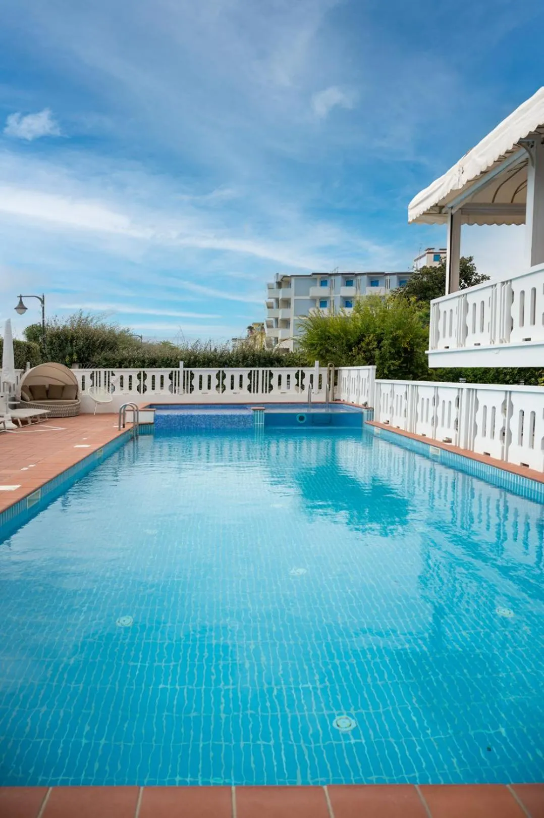 Hot Tub in Hotel Savoy