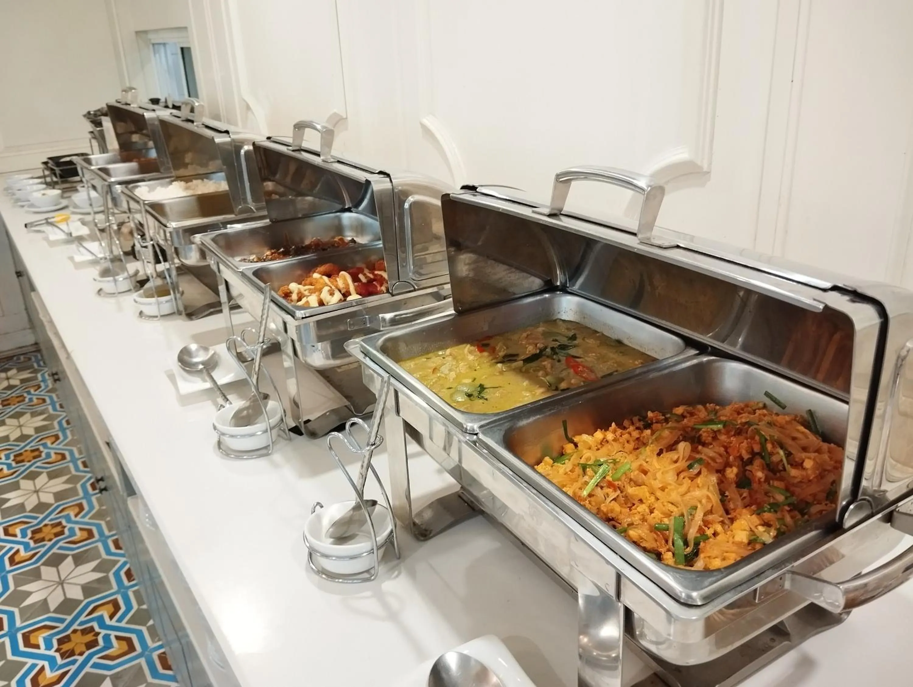 Buffet breakfast in Siri Heritage Bangkok Hotel