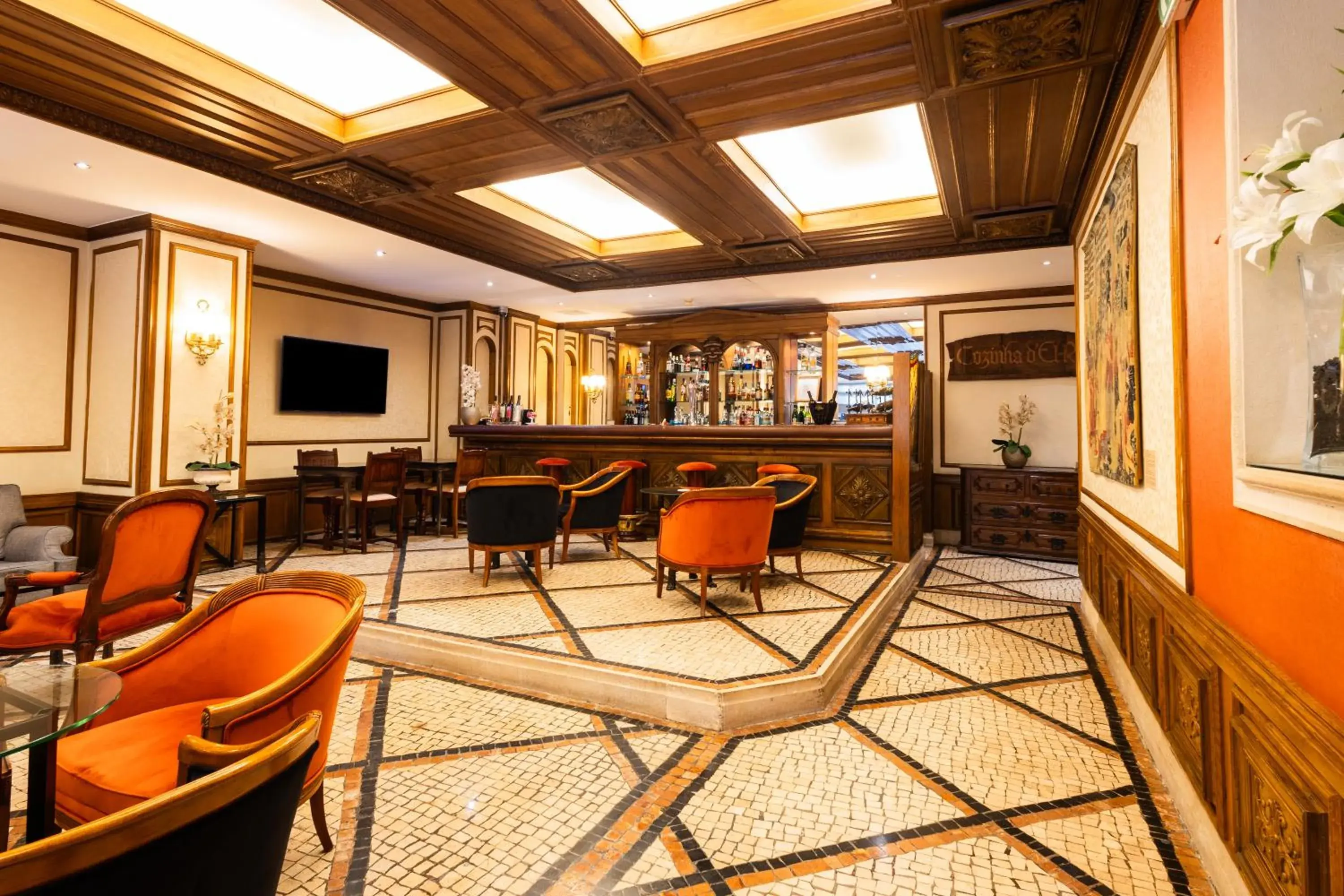 Lounge or bar in SANA Rex Hotel Lounge or bar in SANA Rex Hotel