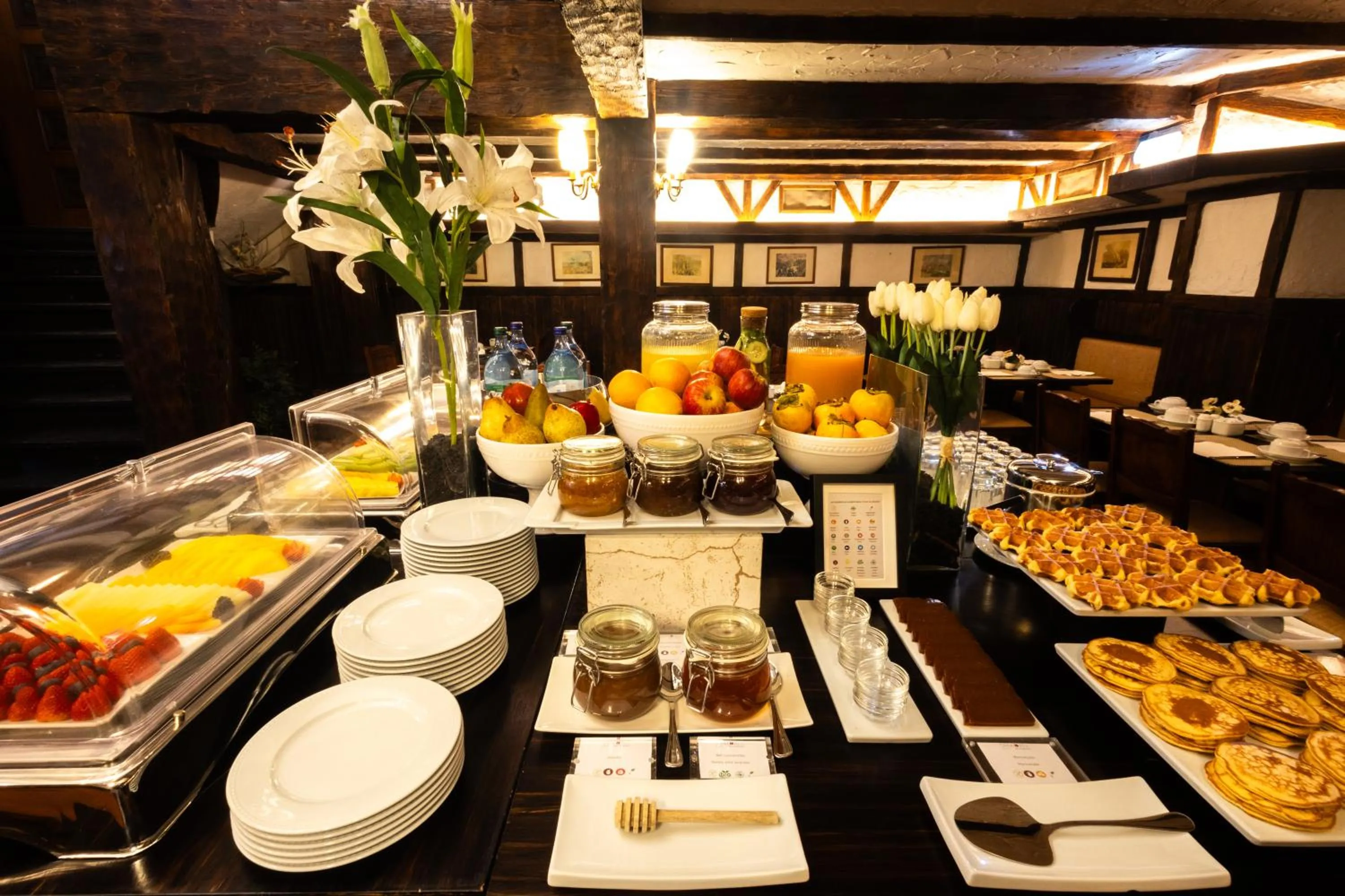 Buffet breakfast in SANA Rex Hotel
