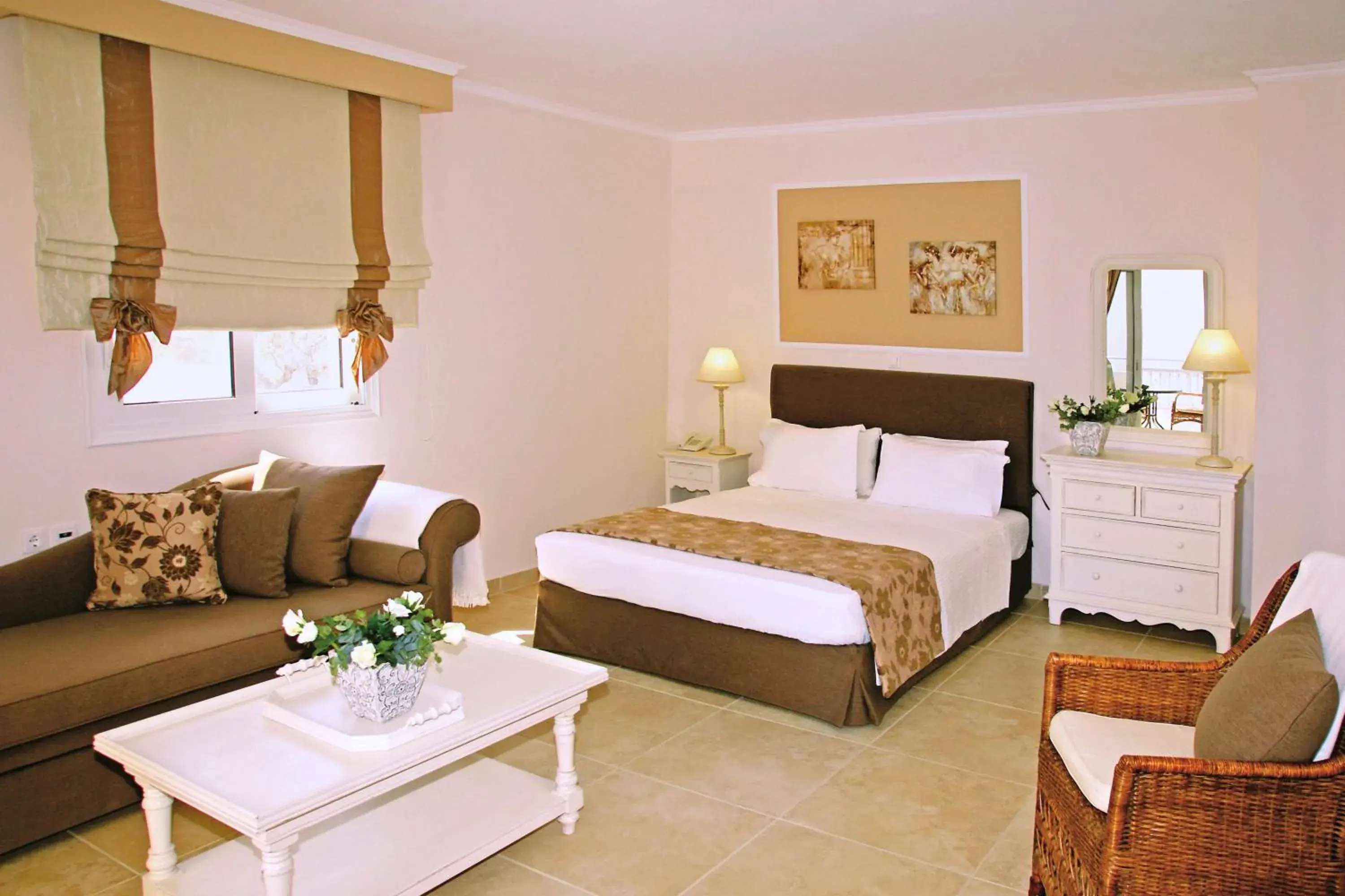 Double Room with Pool View in Hotel Astron Princess Double Room with Pool View in Hotel Astron Princess