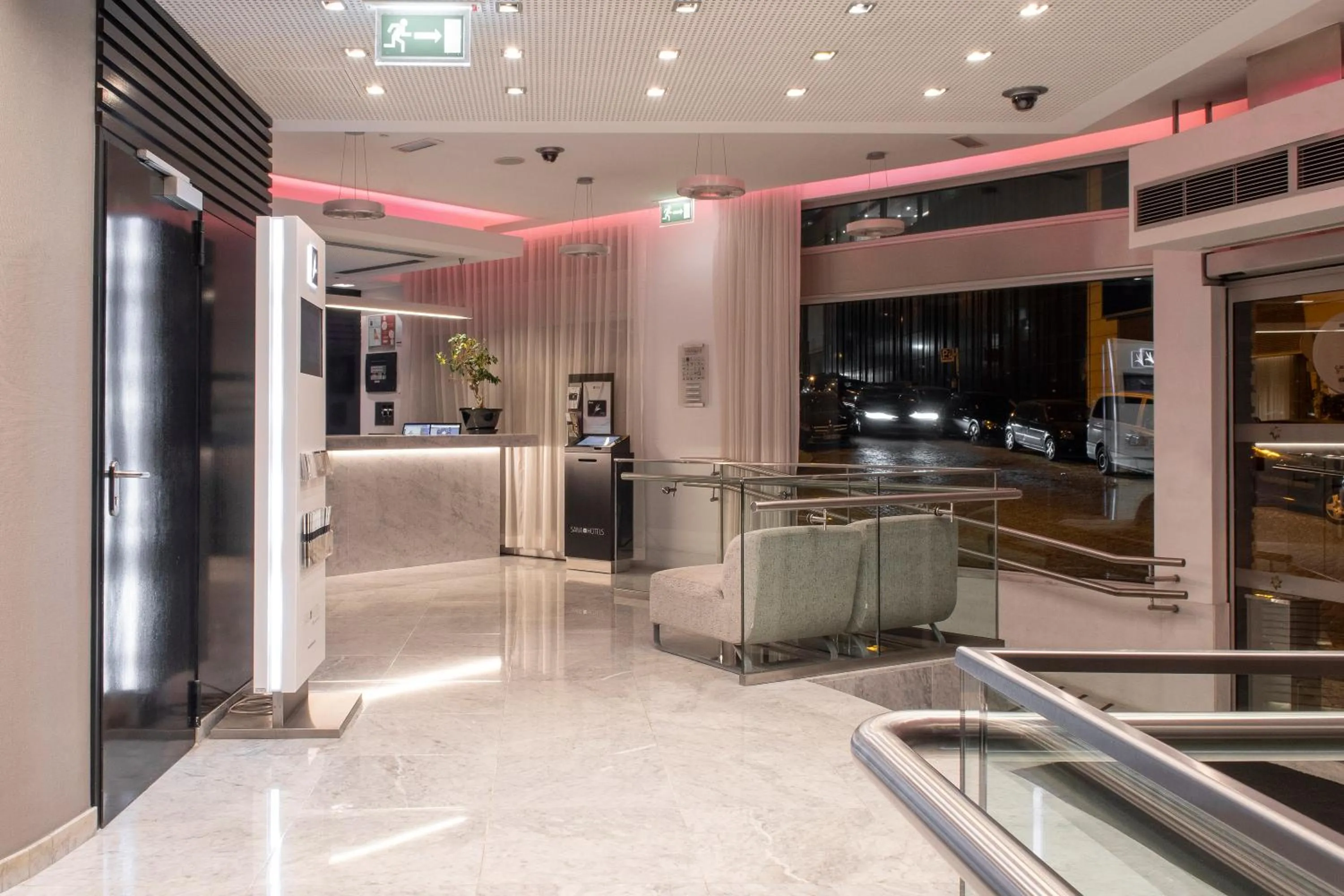 Lobby or reception in SANA Capitol Hotel