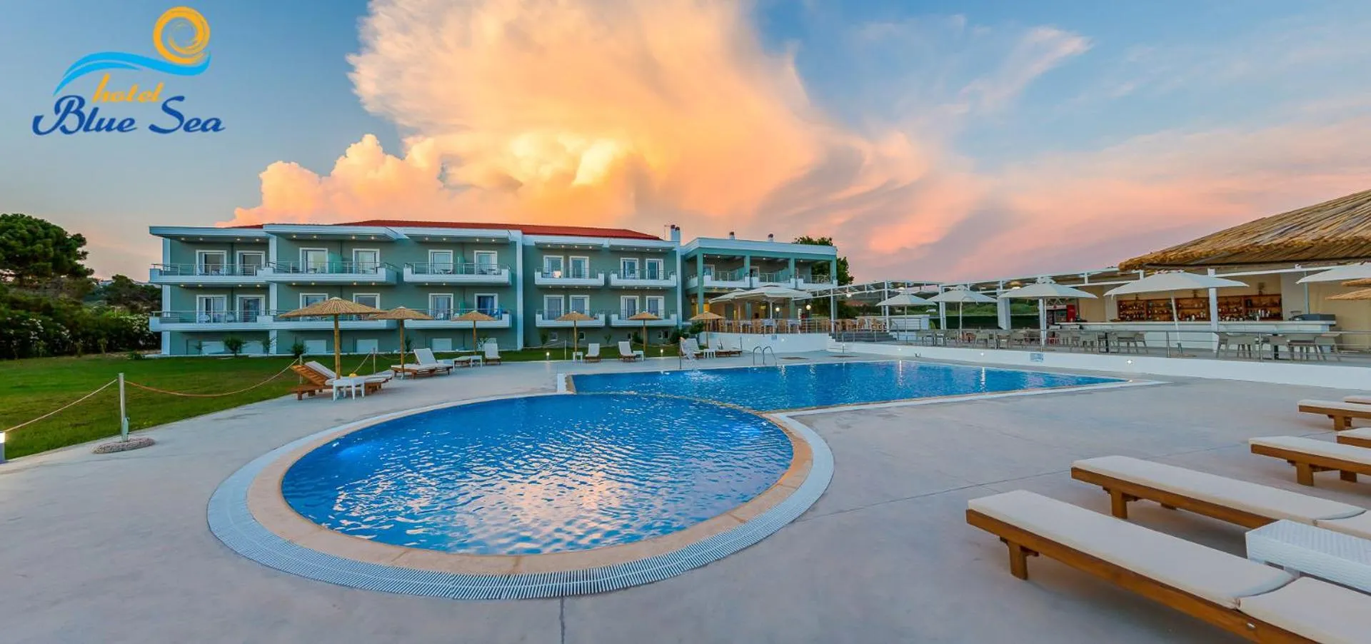 Property building in Blue Sea Hotel