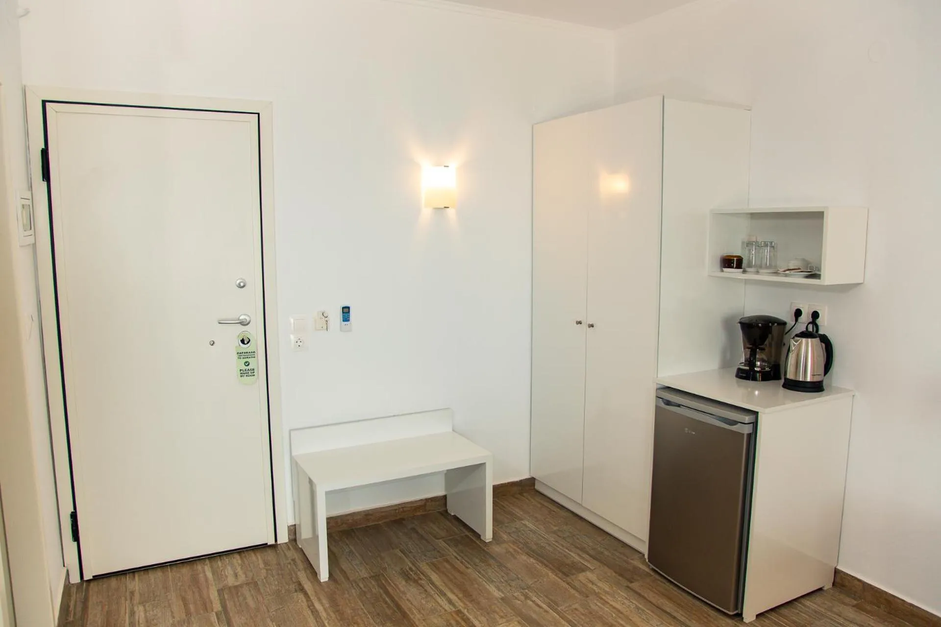 Coffee/tea facilities in Blue Sea Hotel