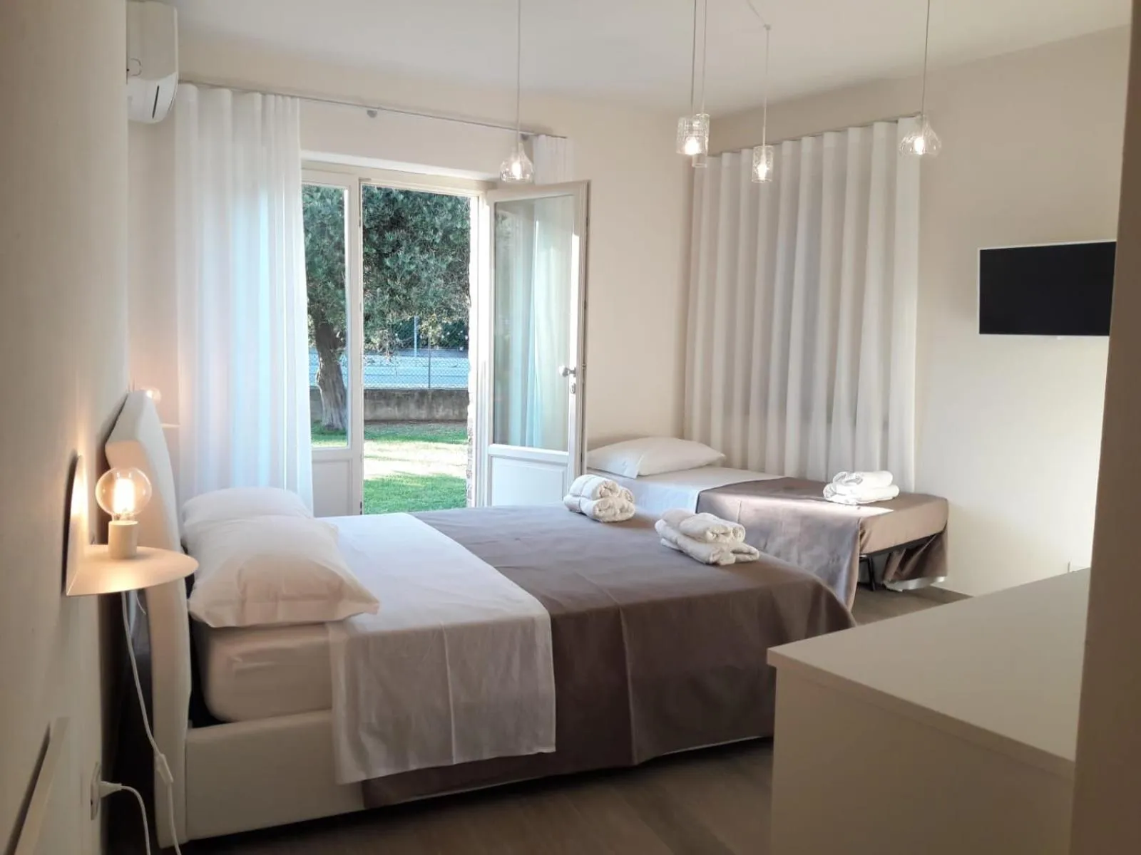 Bedroom, Bed in La Corte