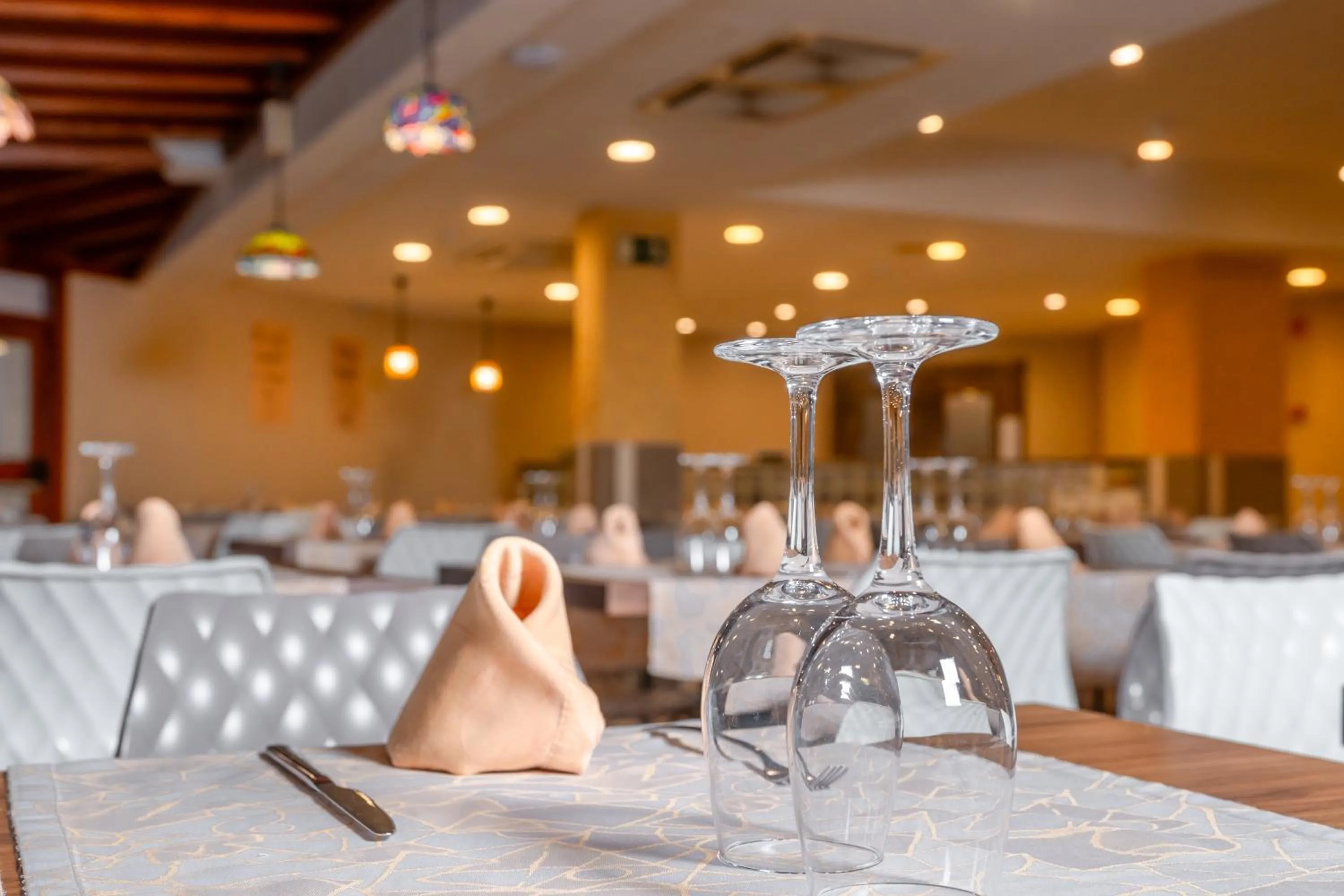 Restaurant/places to eat in HOVIMA Santa María