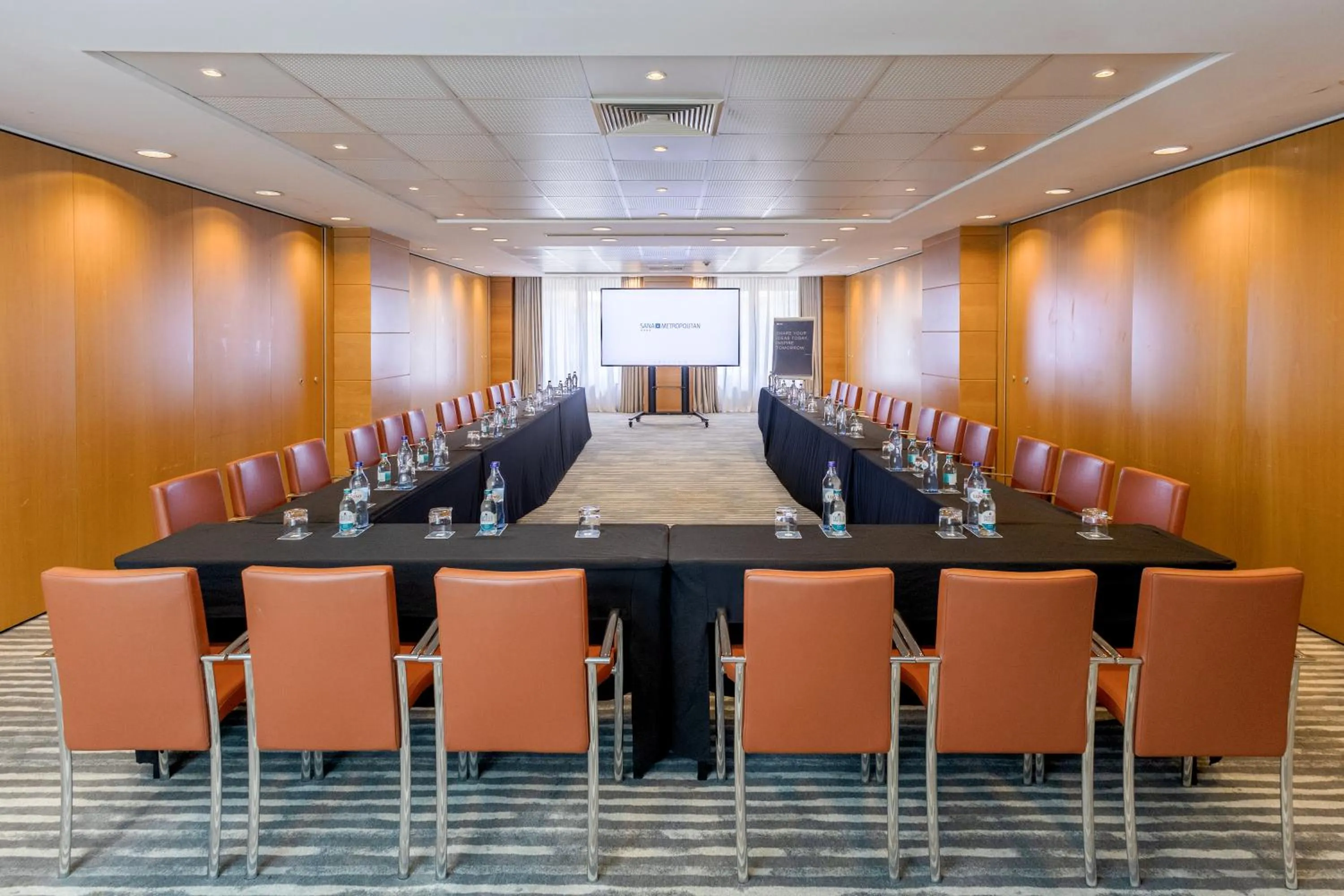 Meeting/conference room in SANA Metropolitan Hotel