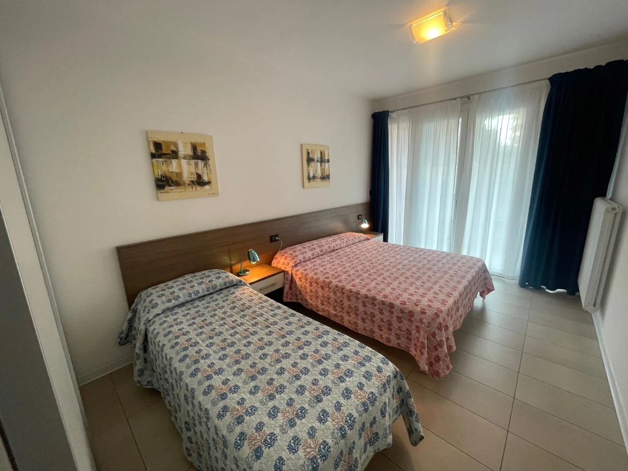 Bed in Villa Marina Apartments - Agenzia Cocal