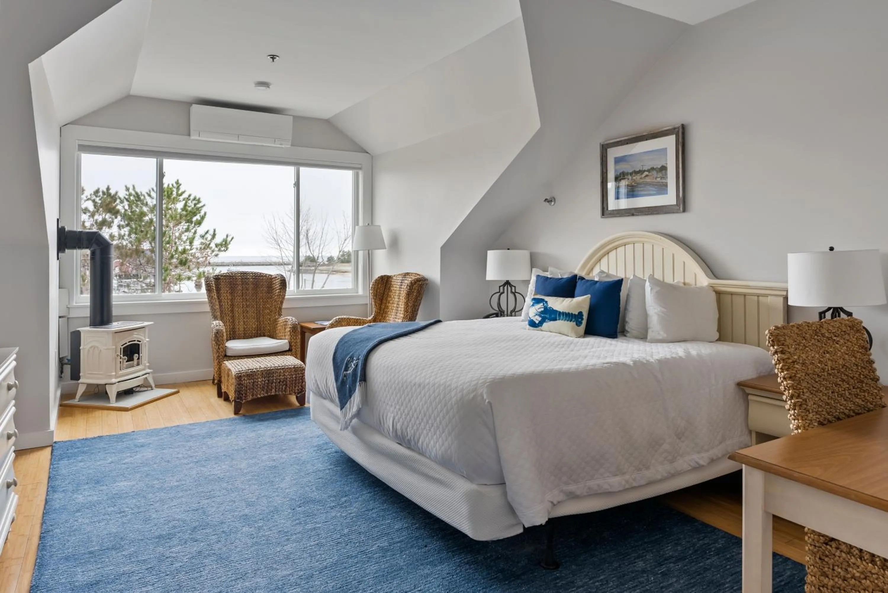 Bedroom, Bed in The Nonantum Resort