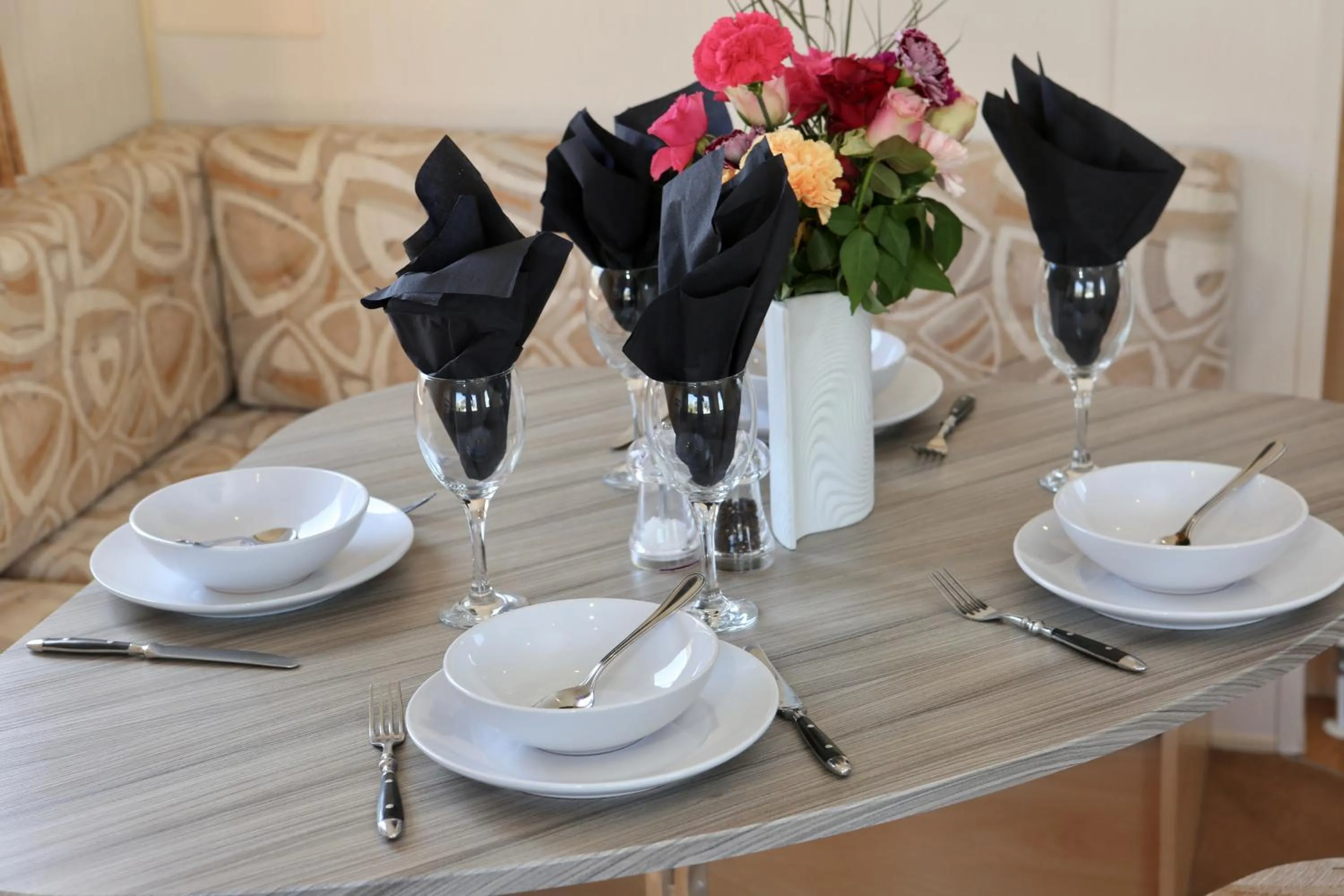 Dining area in Par Sands Coastal Holiday park