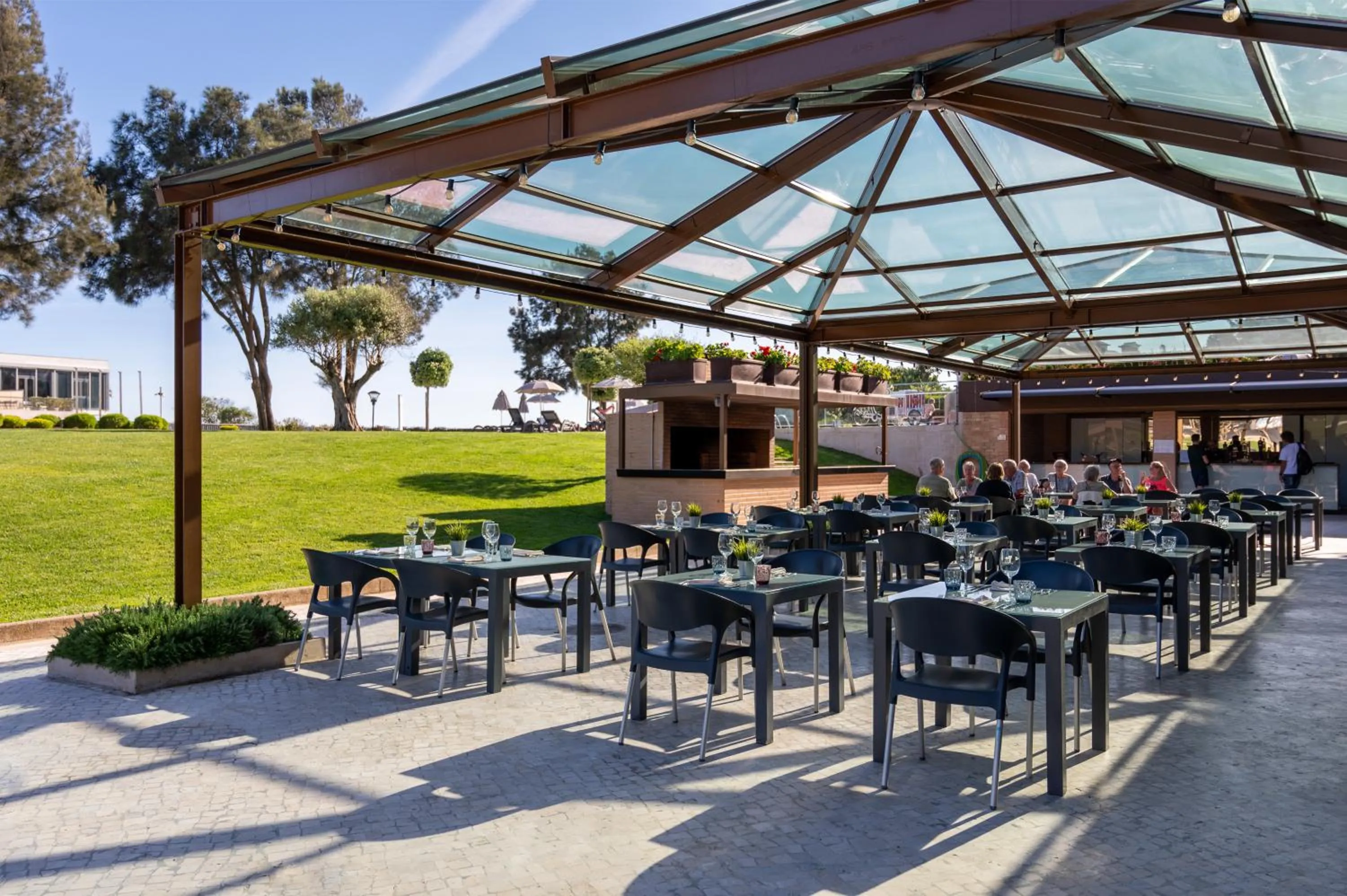 Restaurant/places to eat in Vila Gale Cascais