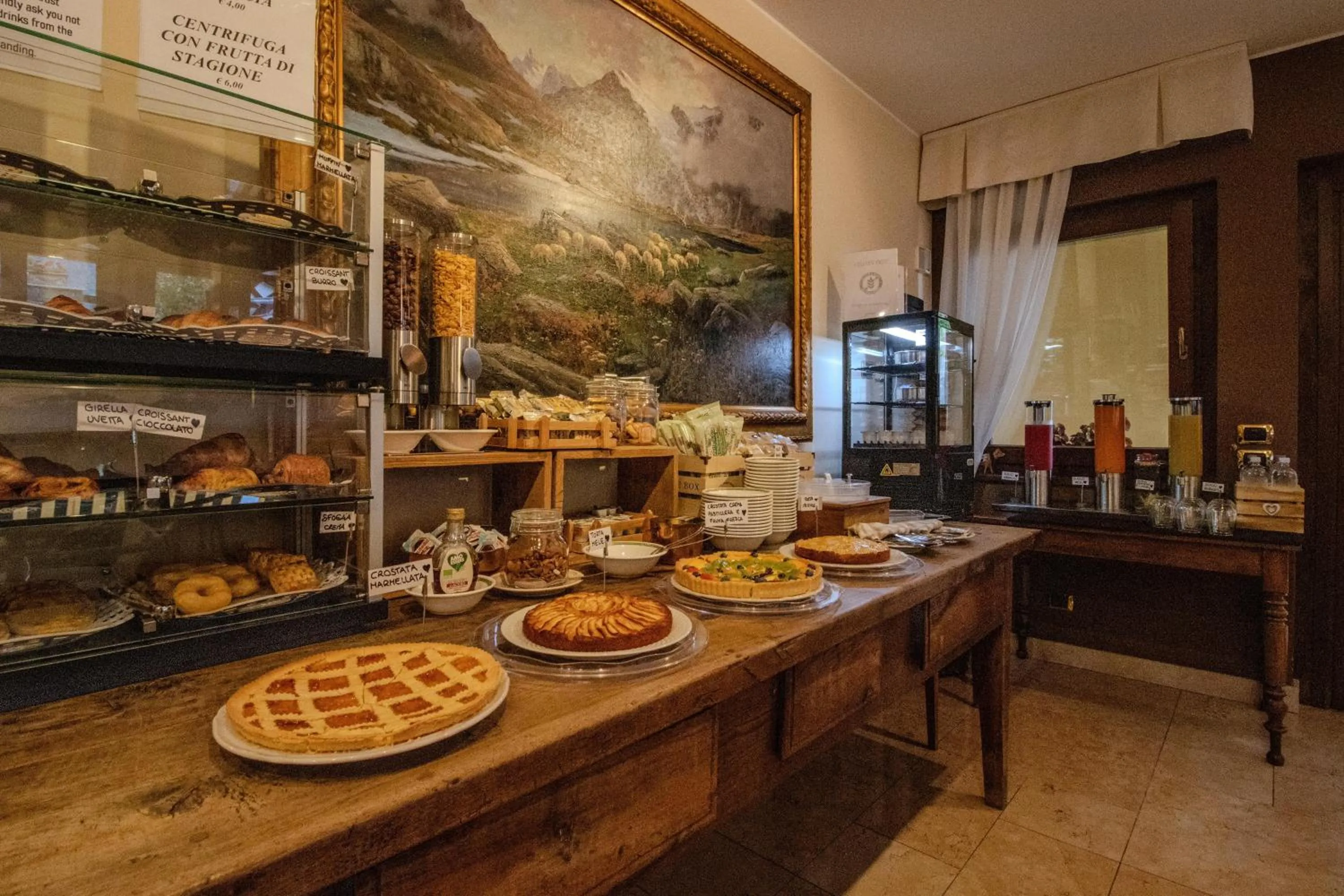 Buffet breakfast in Paradise Hotel & Wellness