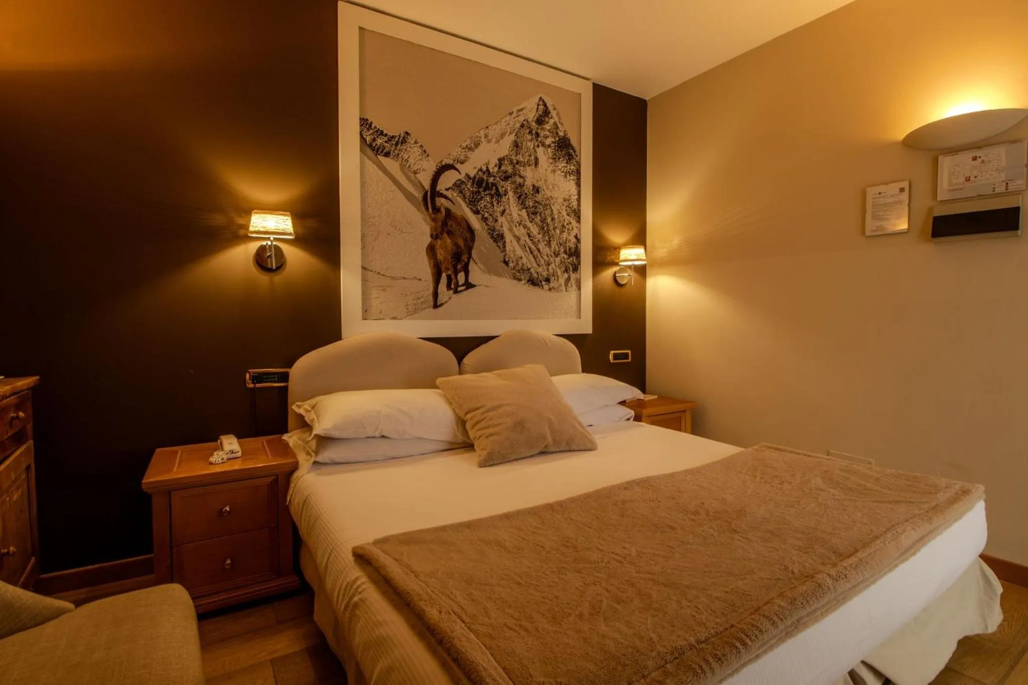 Bedroom, Bed in Paradise Hotel & Wellness