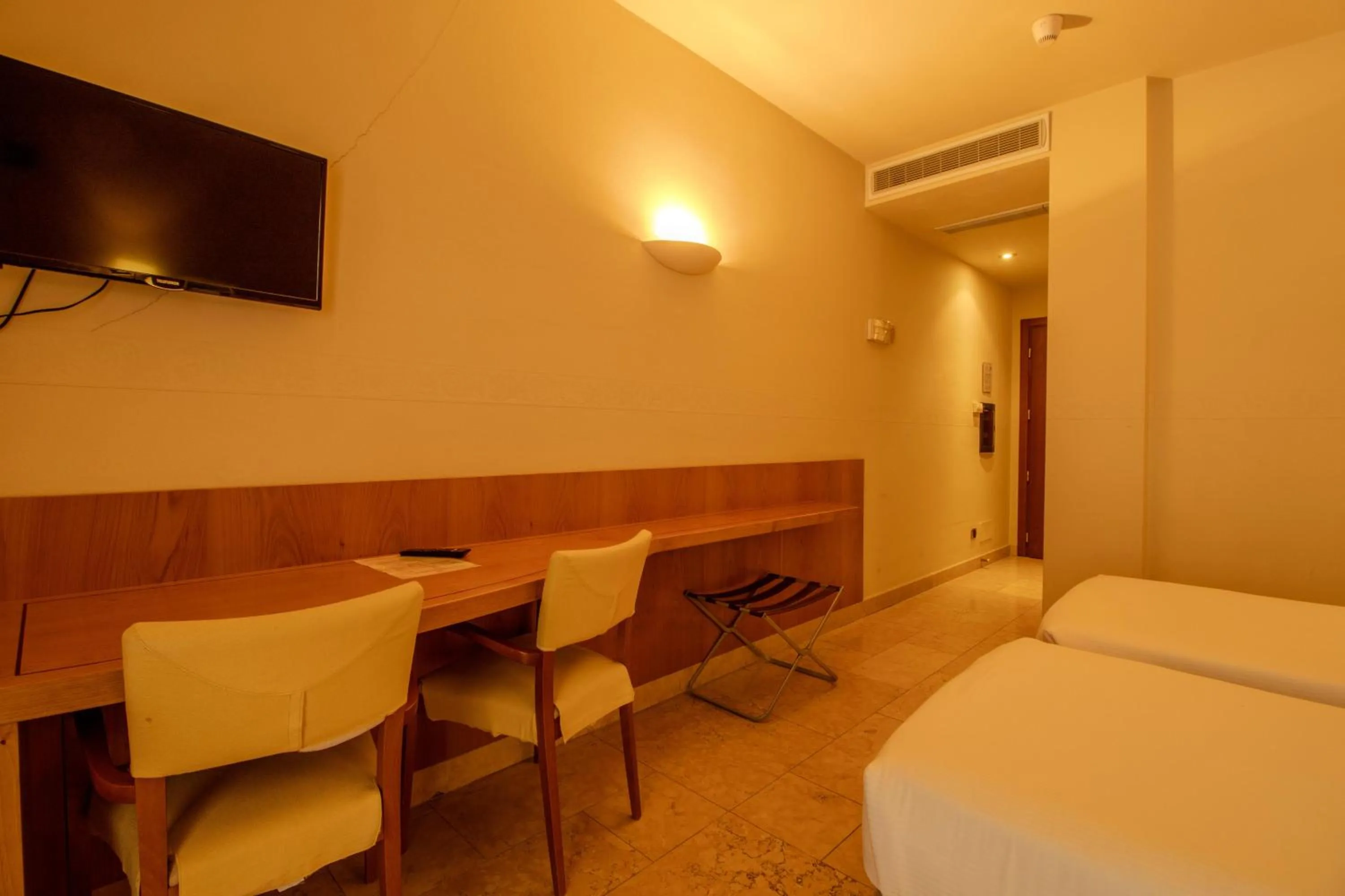 Photo of the whole room, Bed in Paradise Hotel & Wellness