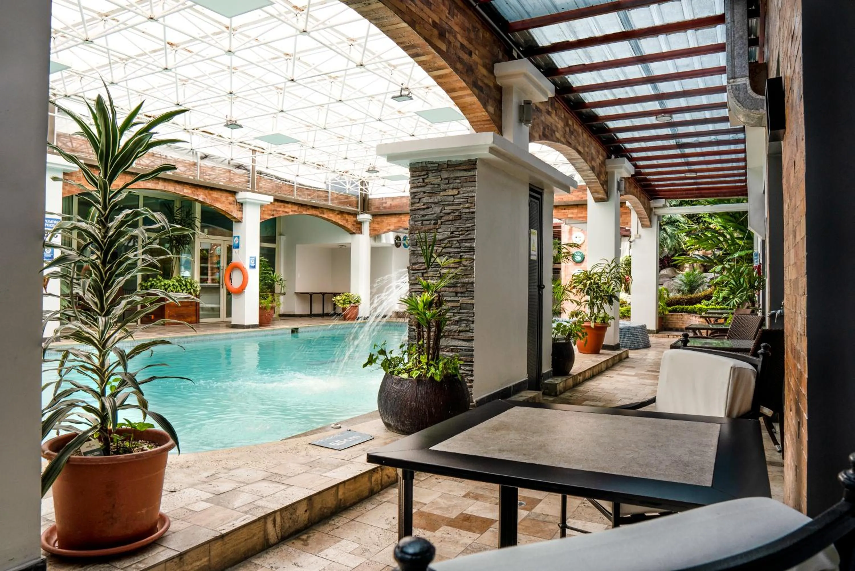 Day in Sonesta Hotel Loja