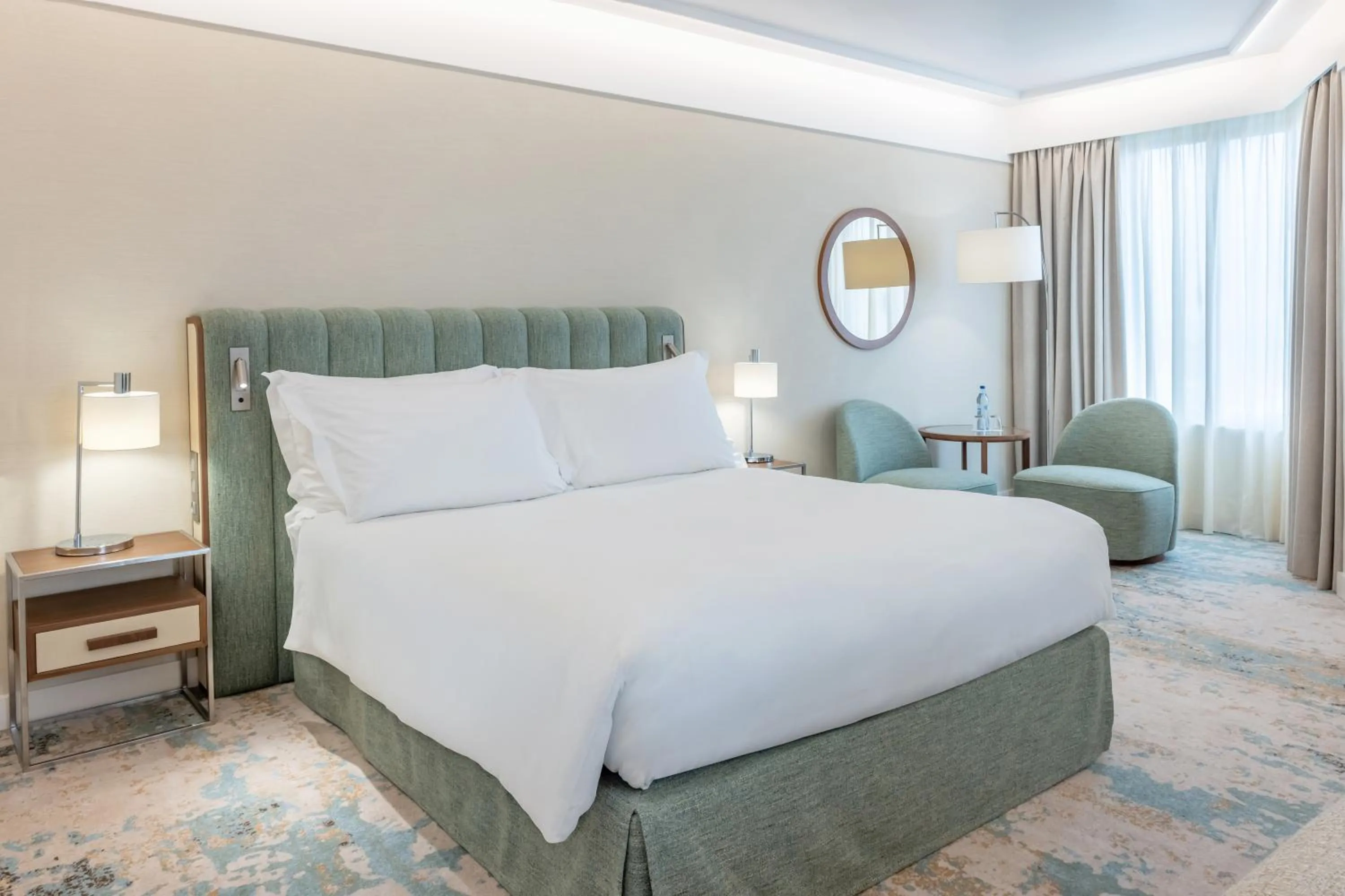 Bedroom, Bed in Crowne Plaza Porto by IHG