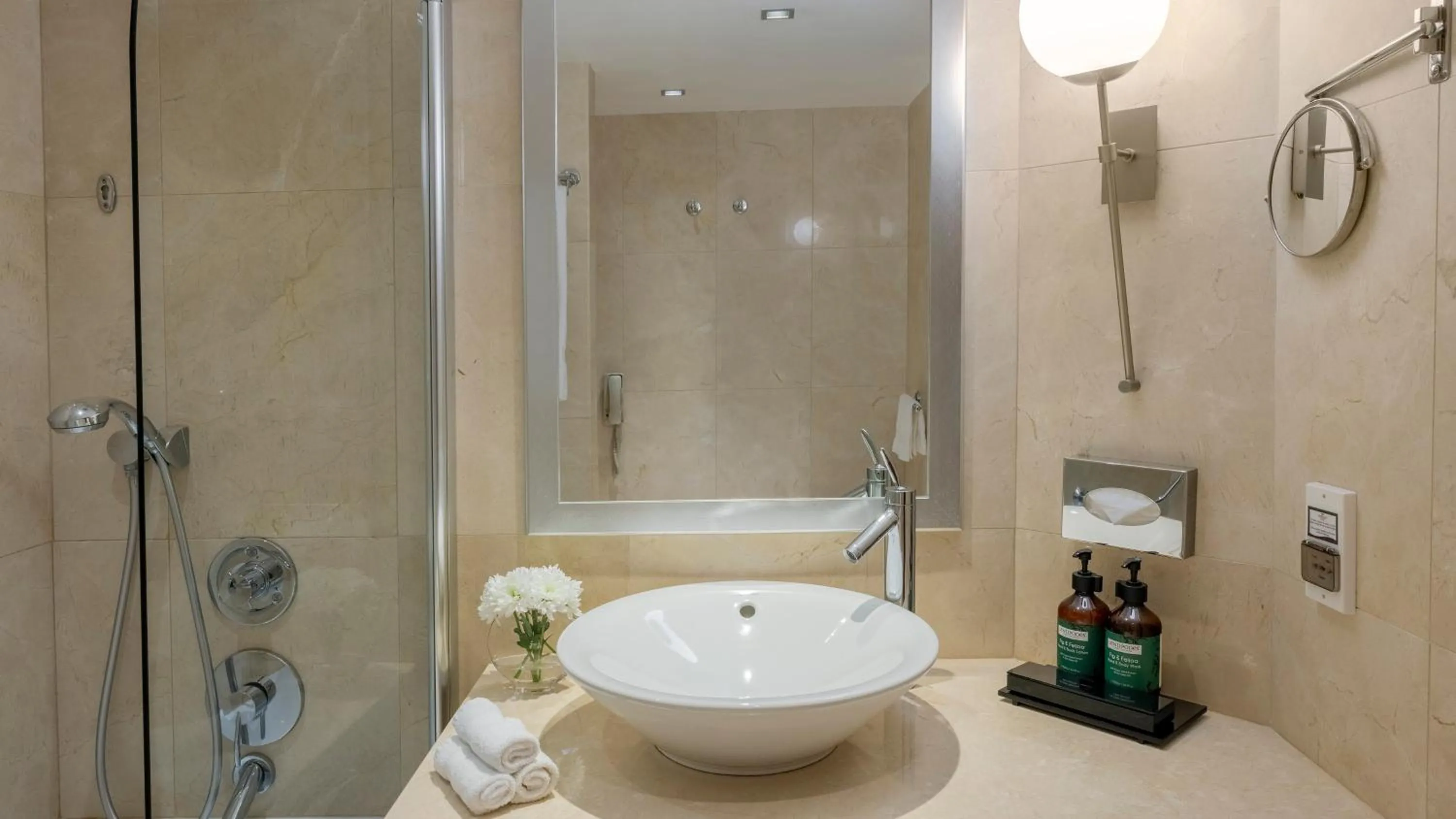 Bathroom in Crowne Plaza Porto by IHG
