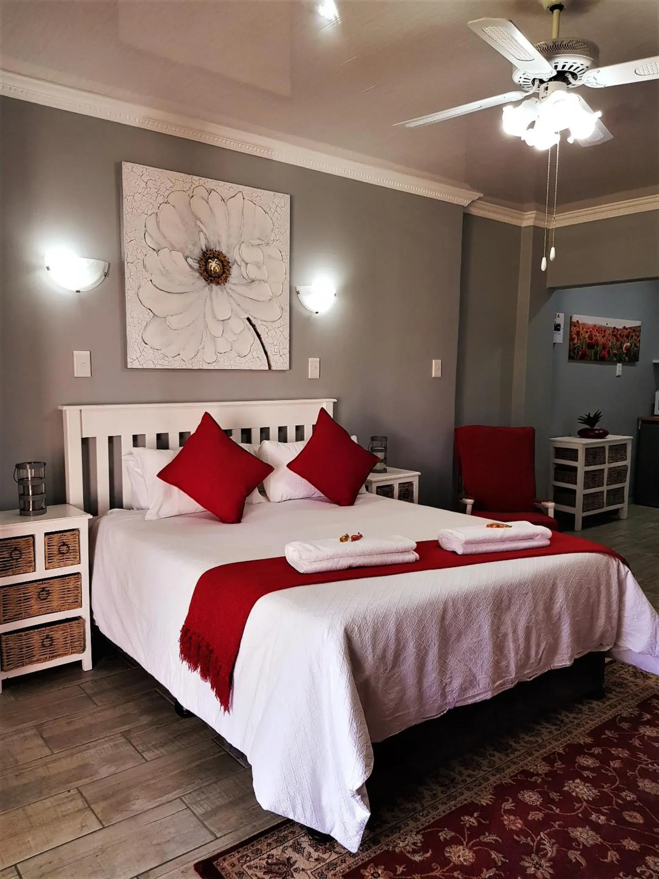 Graceland Guesthouse Graceland Guesthouse