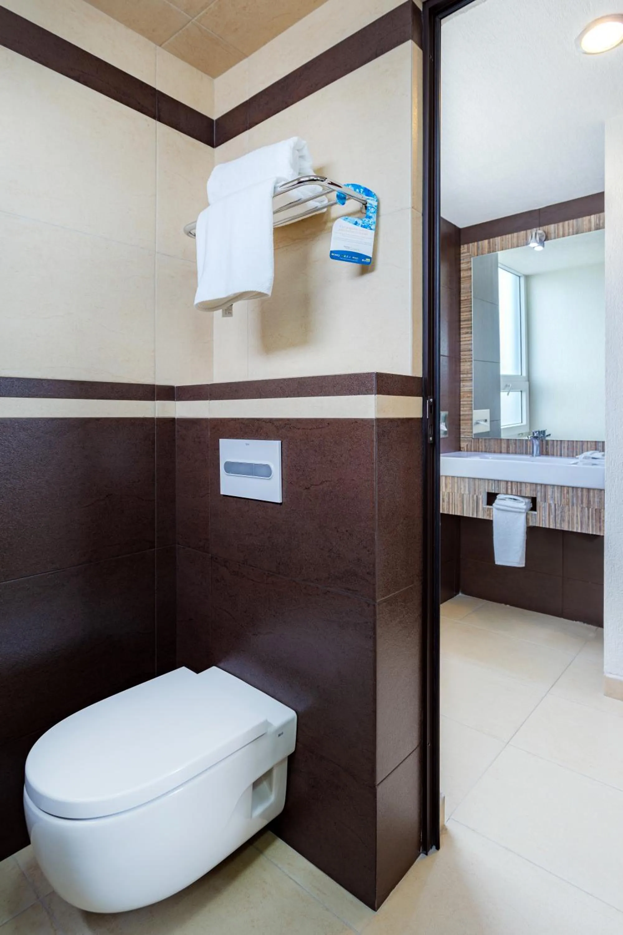 Bathroom in Sleep Inn Puebla Centro Hist rico