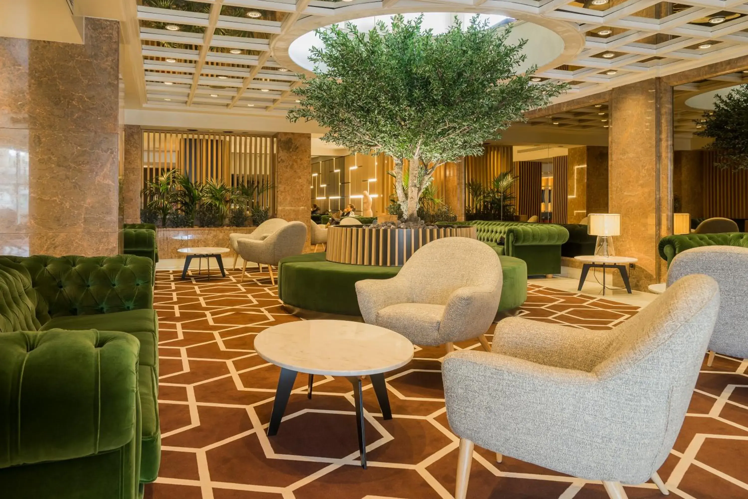 Lobby or reception in HF Fenix Lisboa Lobby or reception in HF Fenix Lisboa
