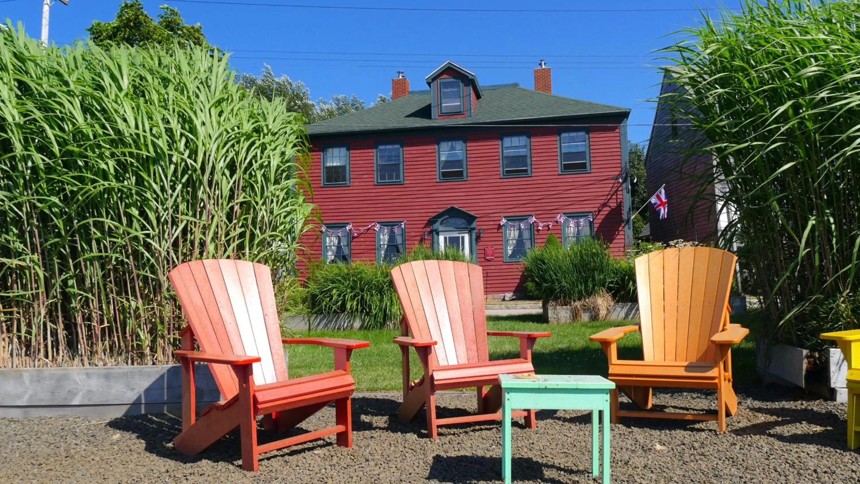 Bailey House Inn - Georgian Waterfront Retreat