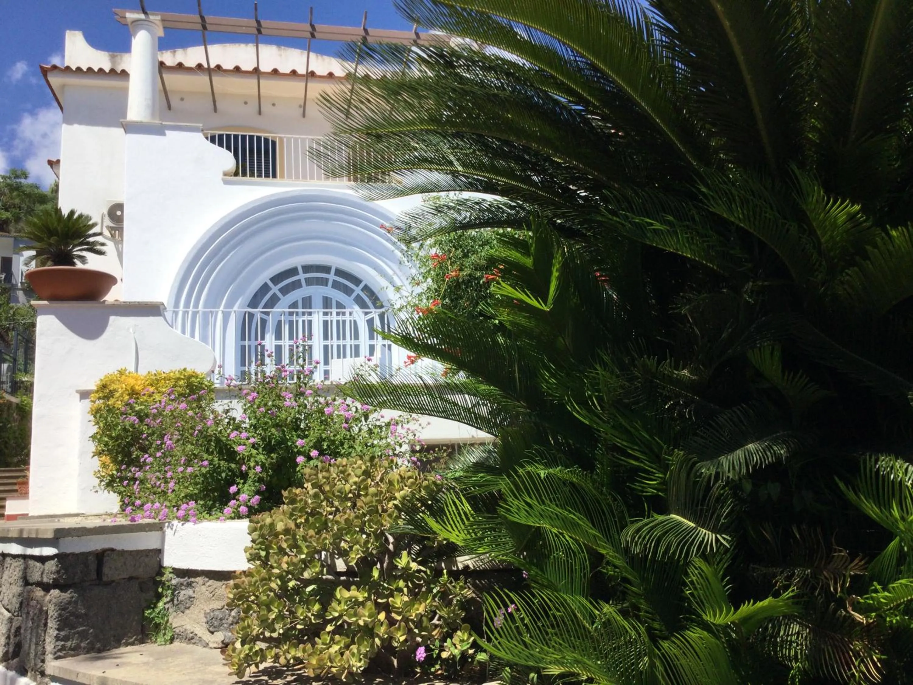 Property building in Villa Augusta