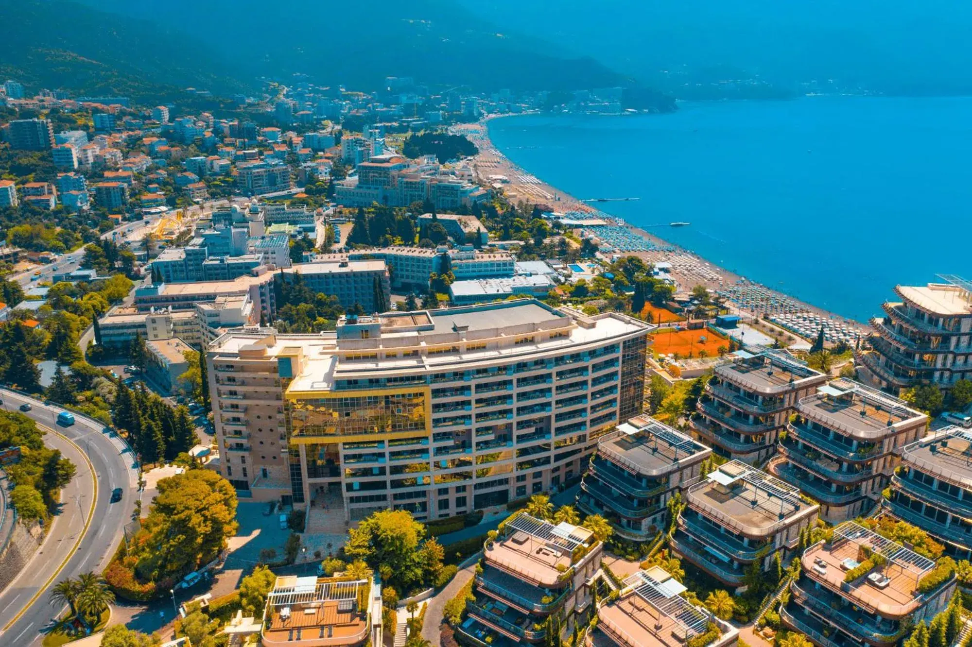 Property building in Hotel Harmonia by Dukley Property building in Hotel Harmonia by Dukley