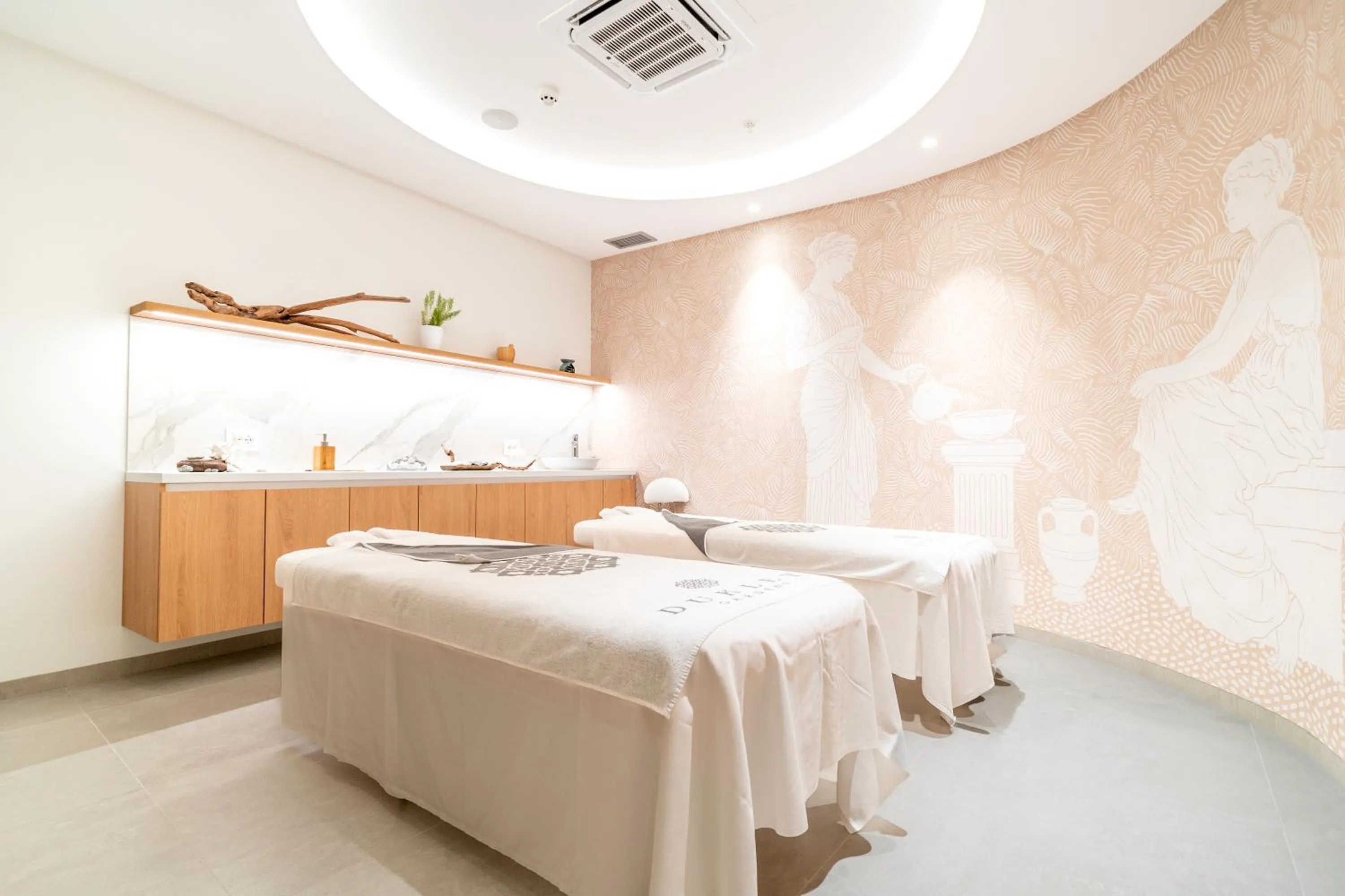 Spa and wellness centre/facilities, Bed in Hotel Harmonia by Dukley