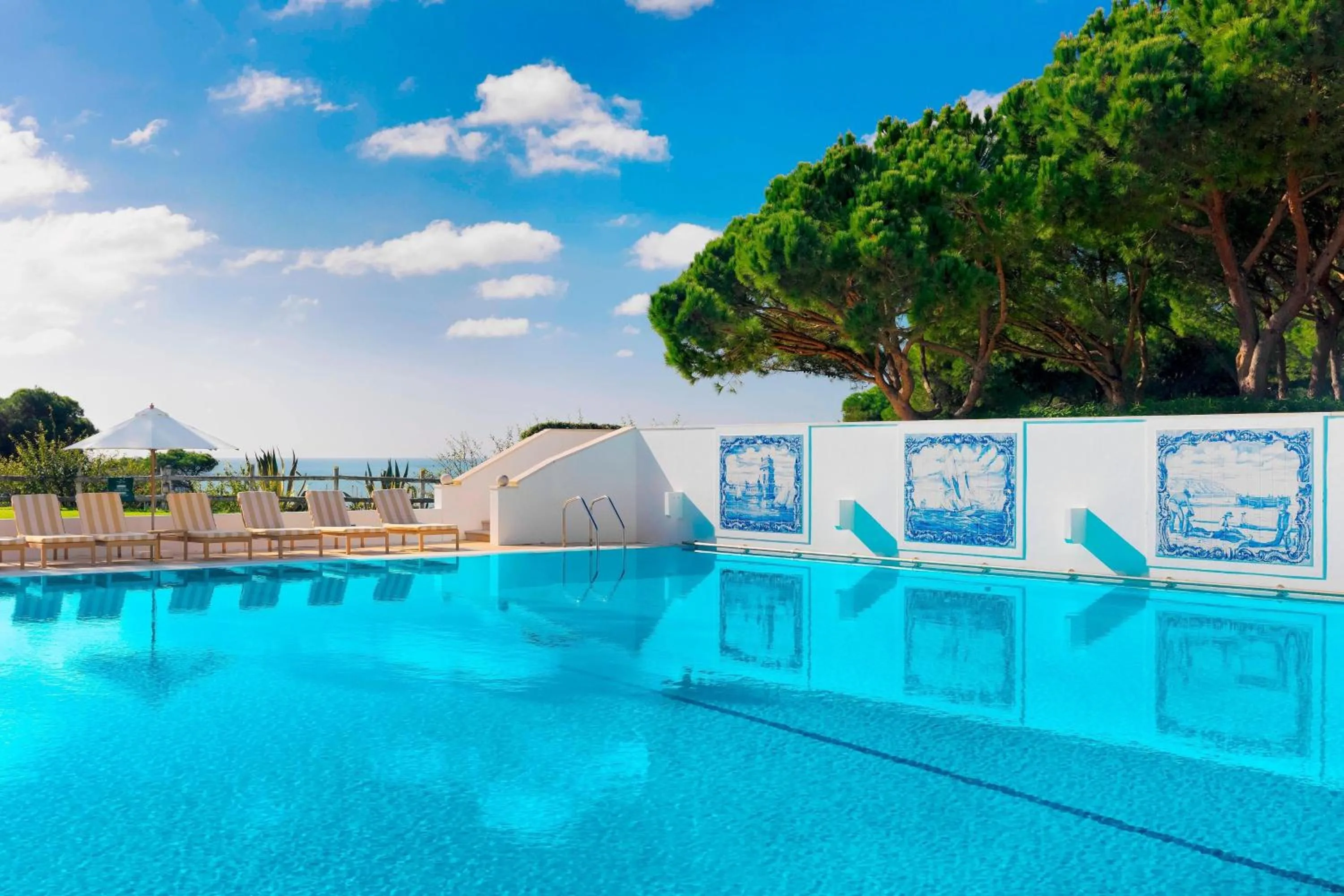 Swimming pool in Pine Cliffs Hotel, a Luxury Collection Resort, Algarve