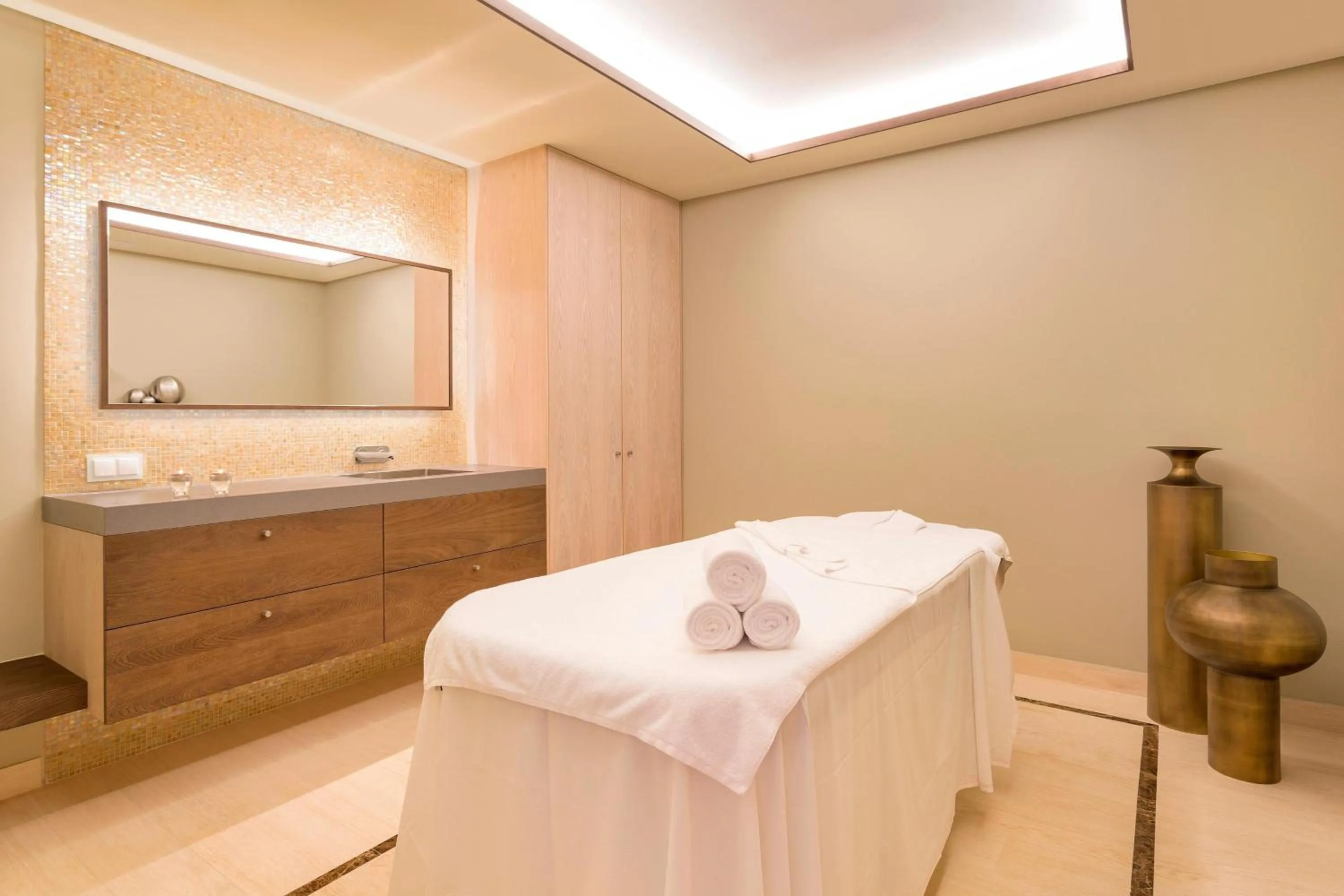 Spa and wellness centre/facilities in Pine Cliffs Hotel, a Luxury Collection Resort, Algarve