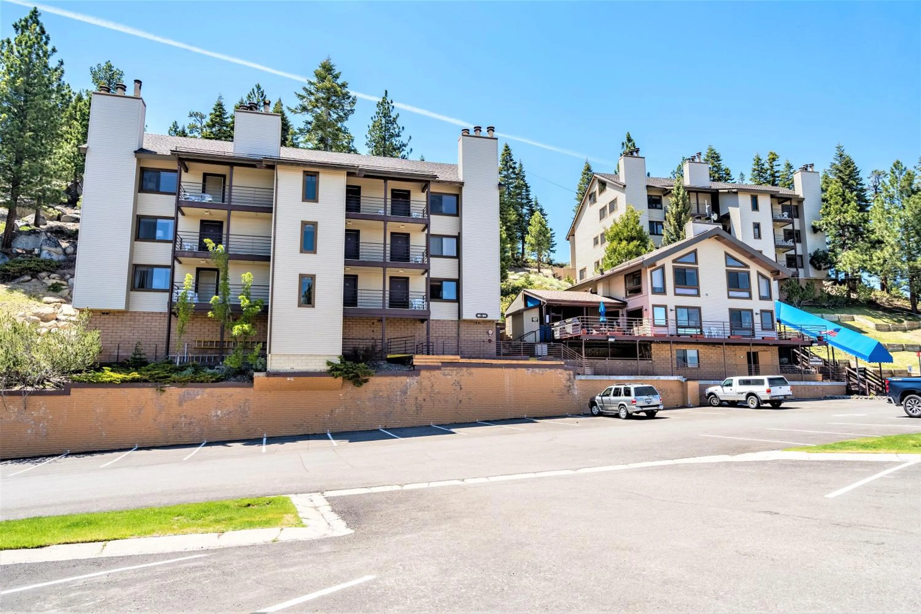 Property Building in Tahoe Summit Village