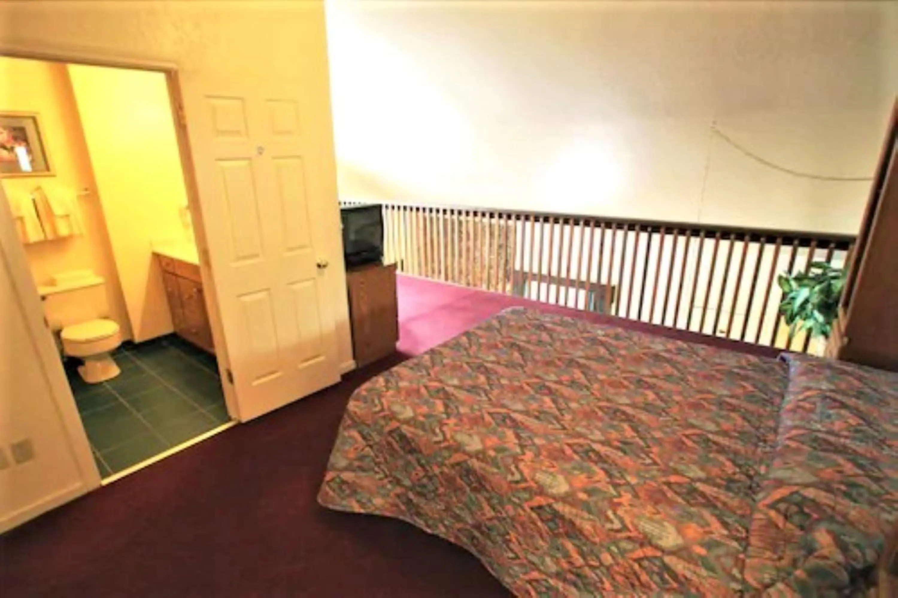 Bed in Tahoe Summit Village