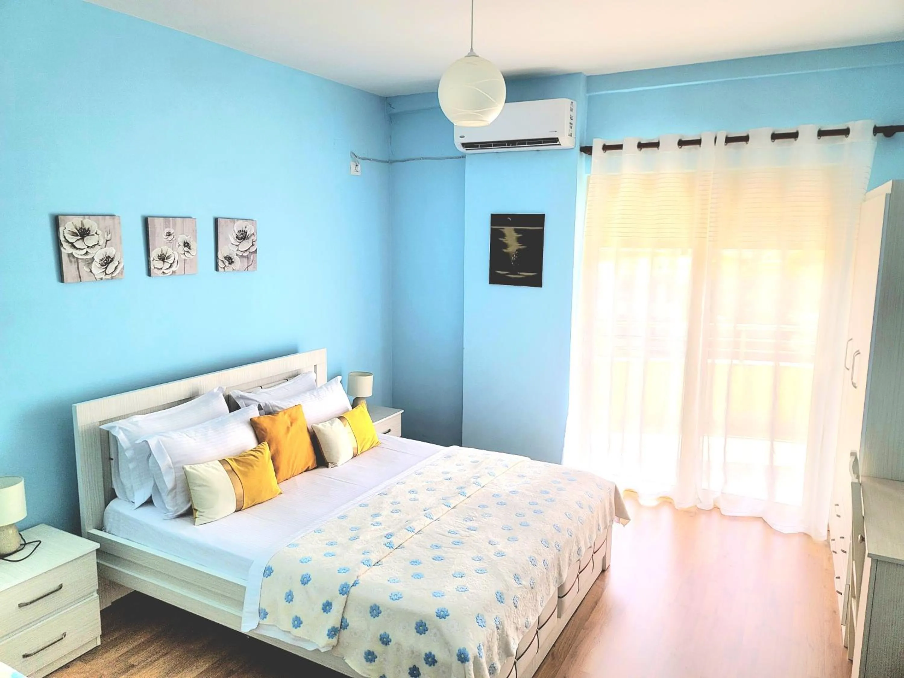 Bedroom, Bed in DAI Apartments