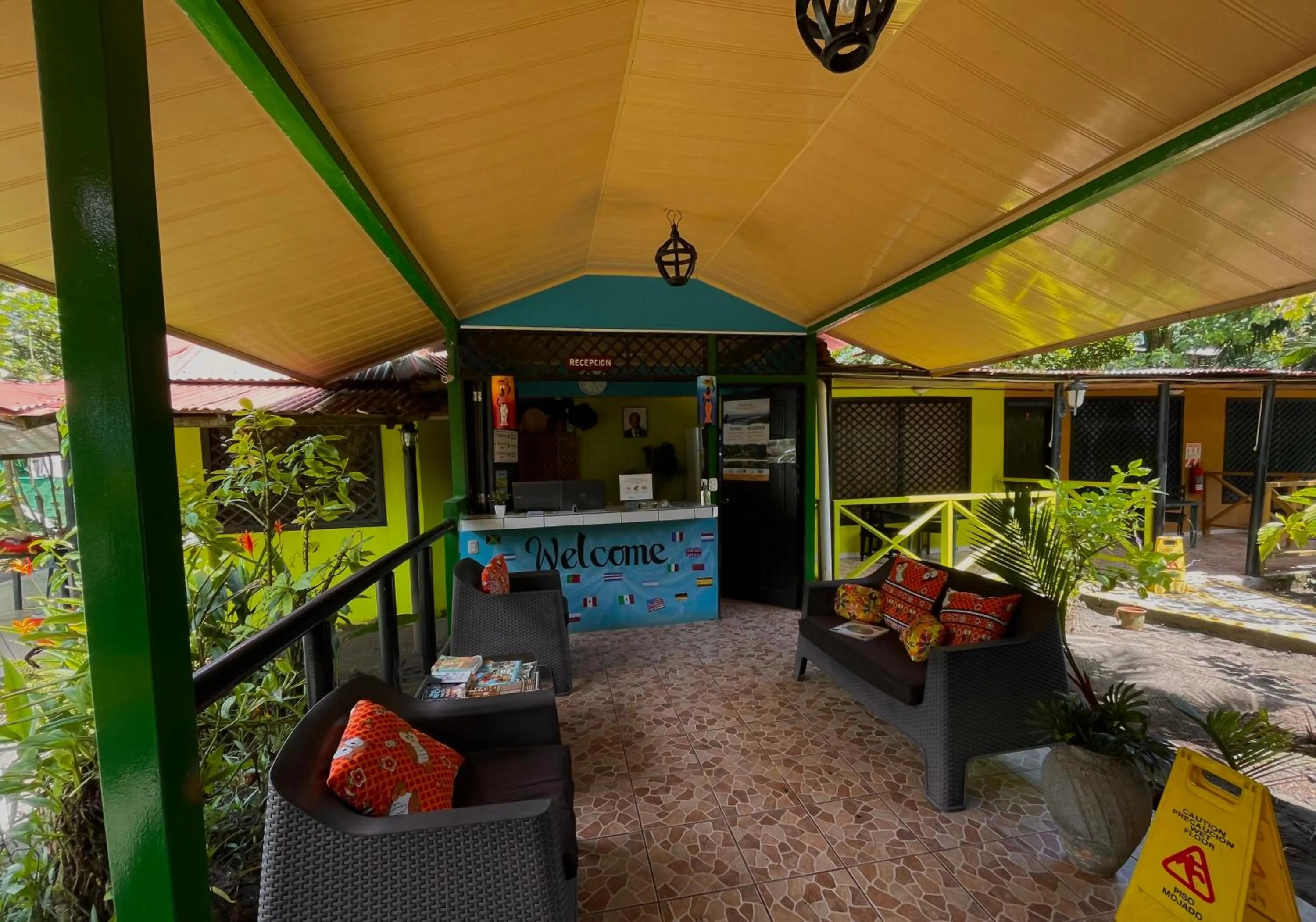 Lobby or reception in Hotel El Icaco Tortuguero