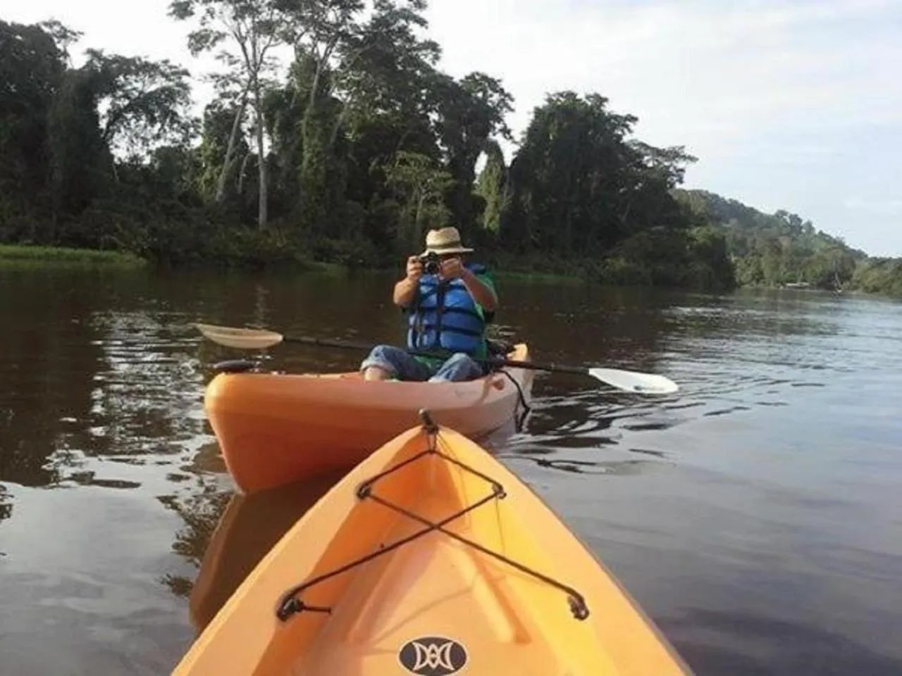 People in Hotel El Icaco Tortuguero