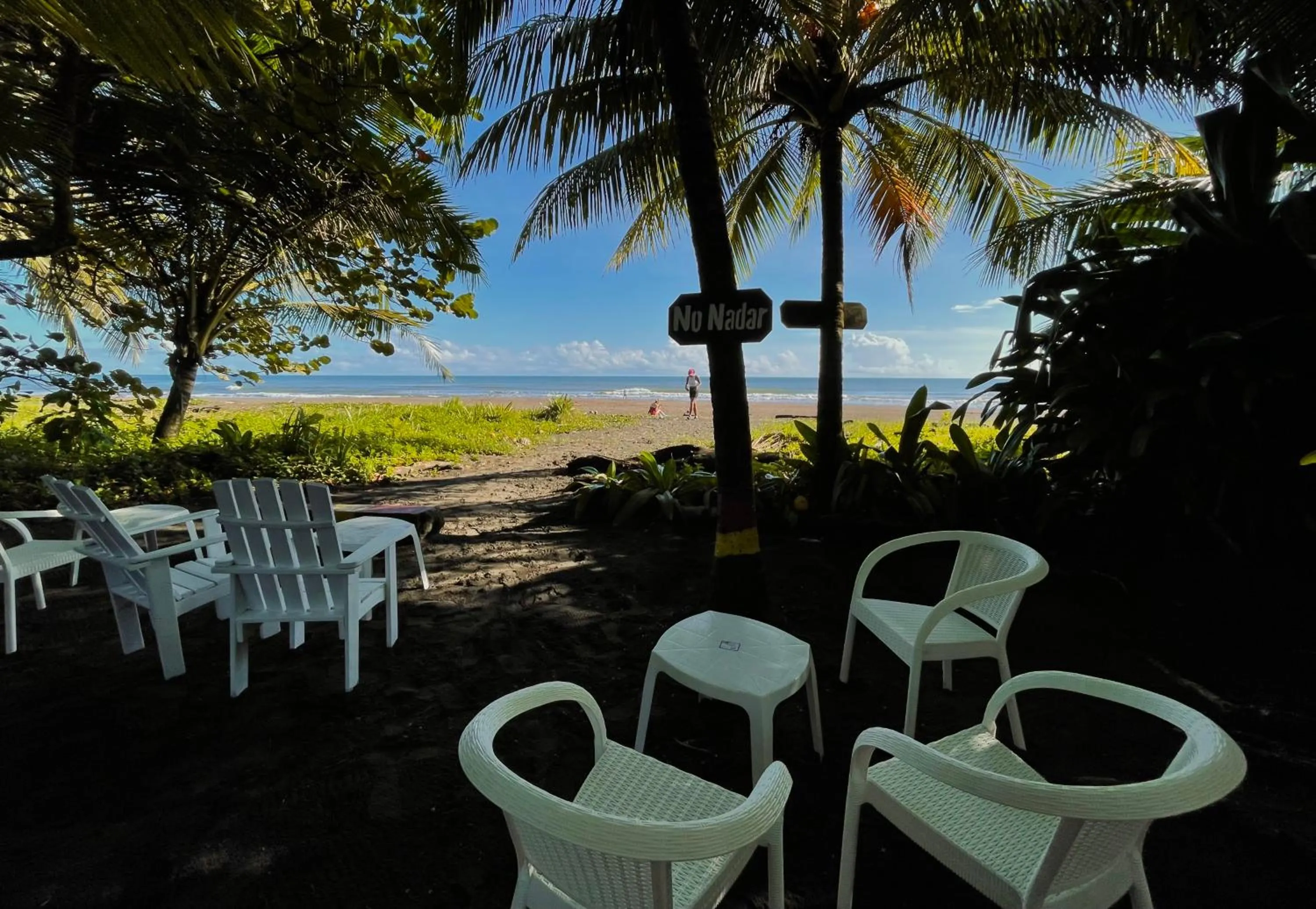 Patio in Hotel El Icaco Tortuguero