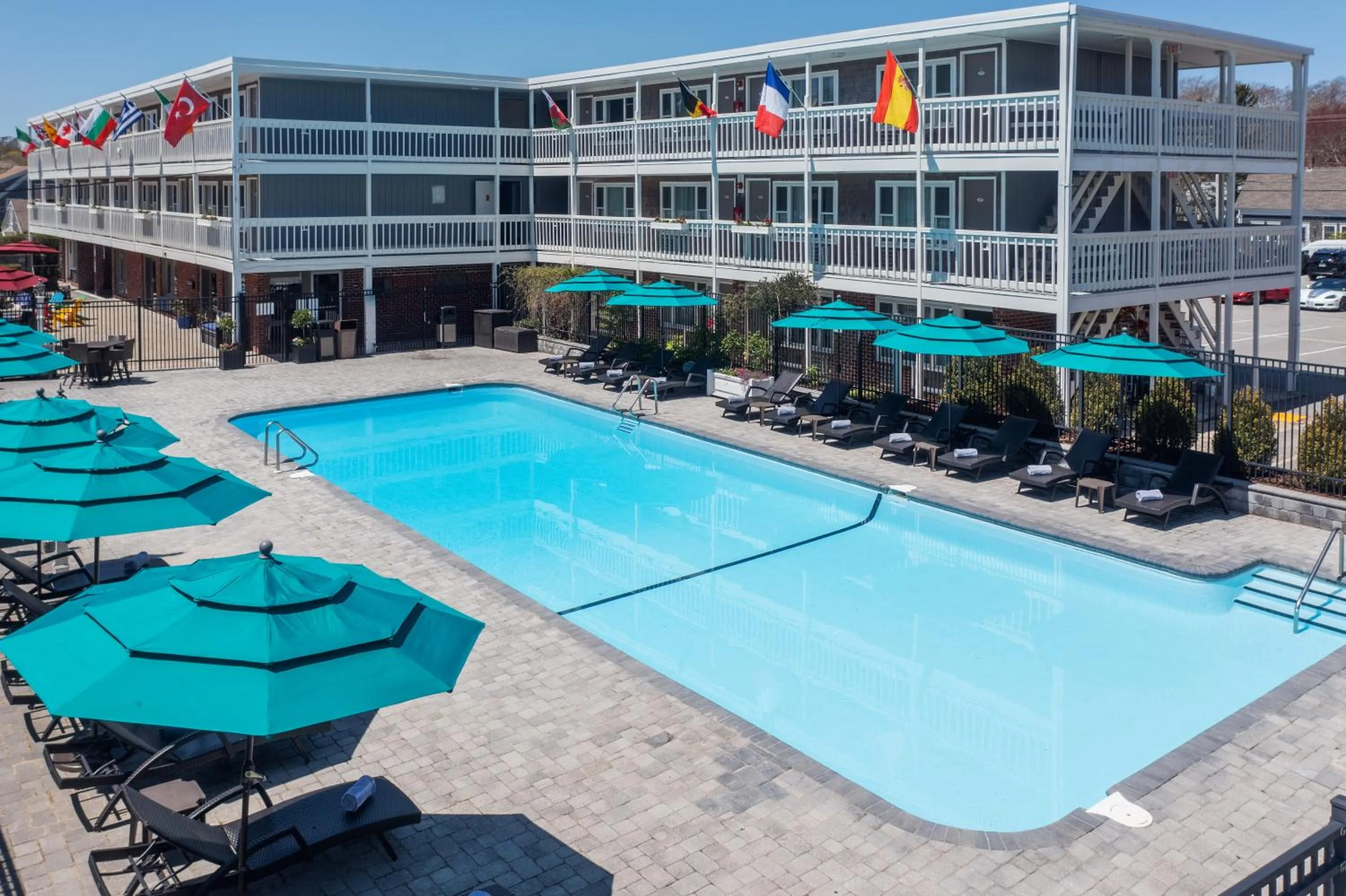 Pool view in Surfside Hotel and Suites