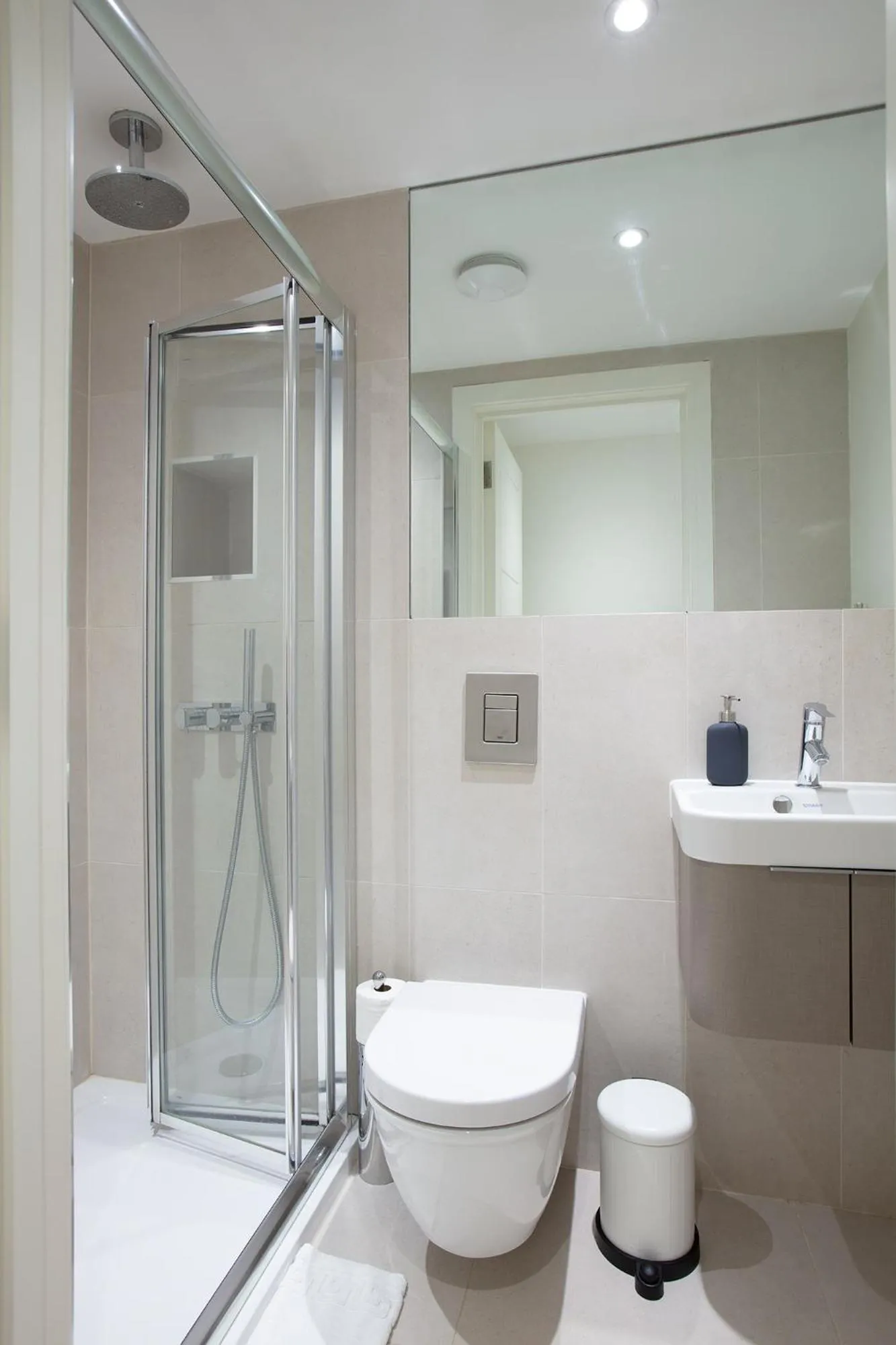 Hampden Apartments - The George