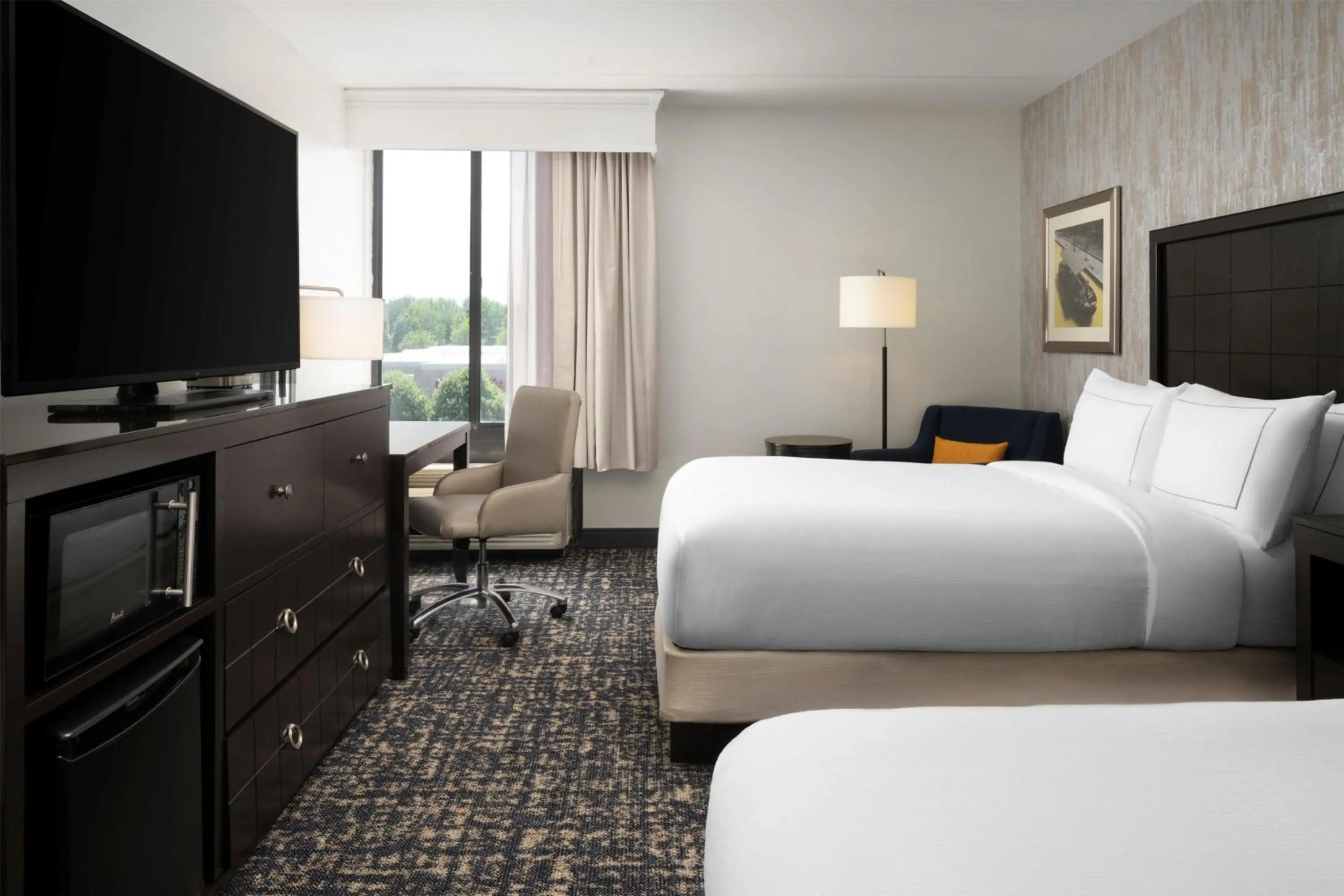 Bed in DoubleTree by Hilton Richmond - Midlothian