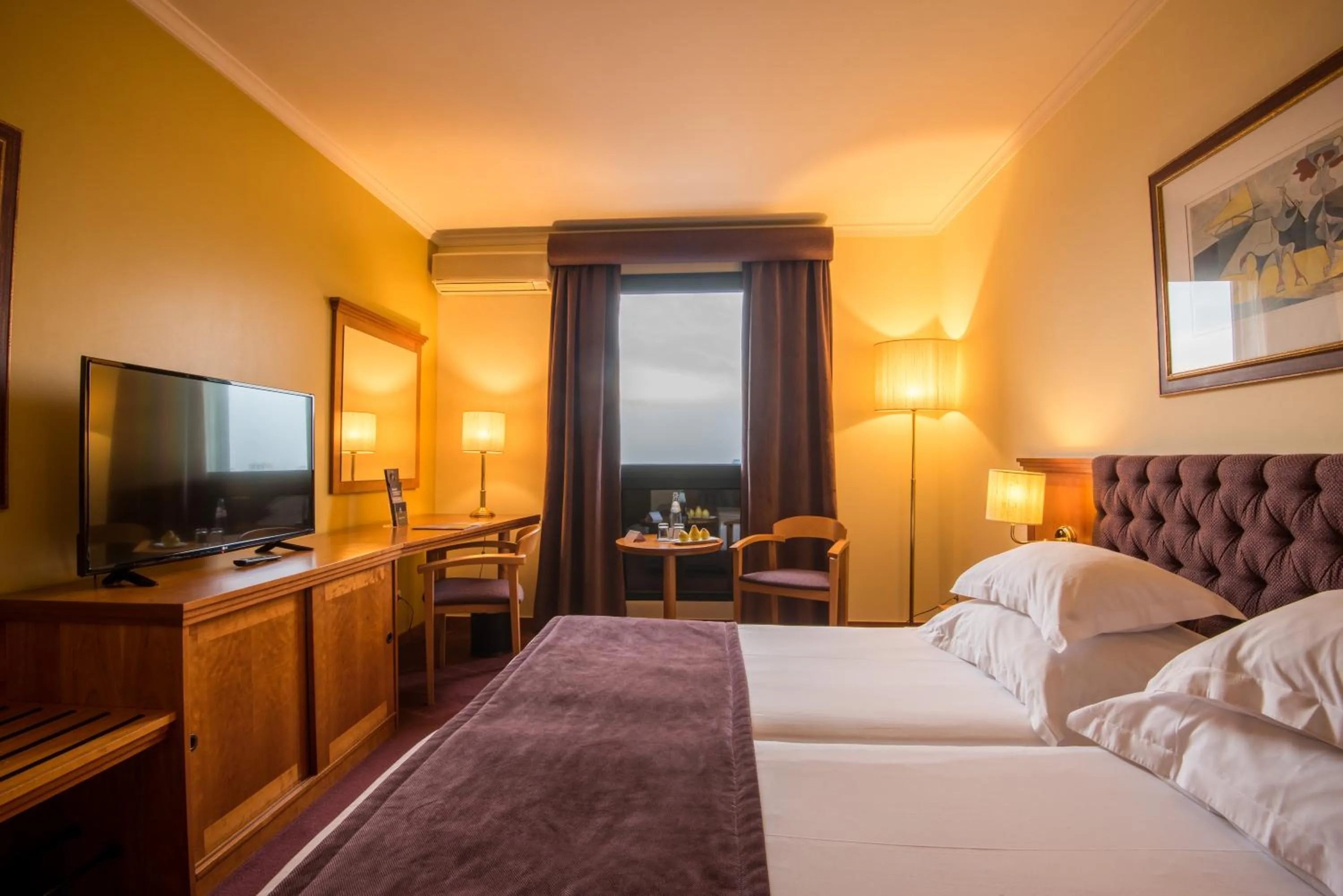 Bed in Vila Gale Porto - Centro