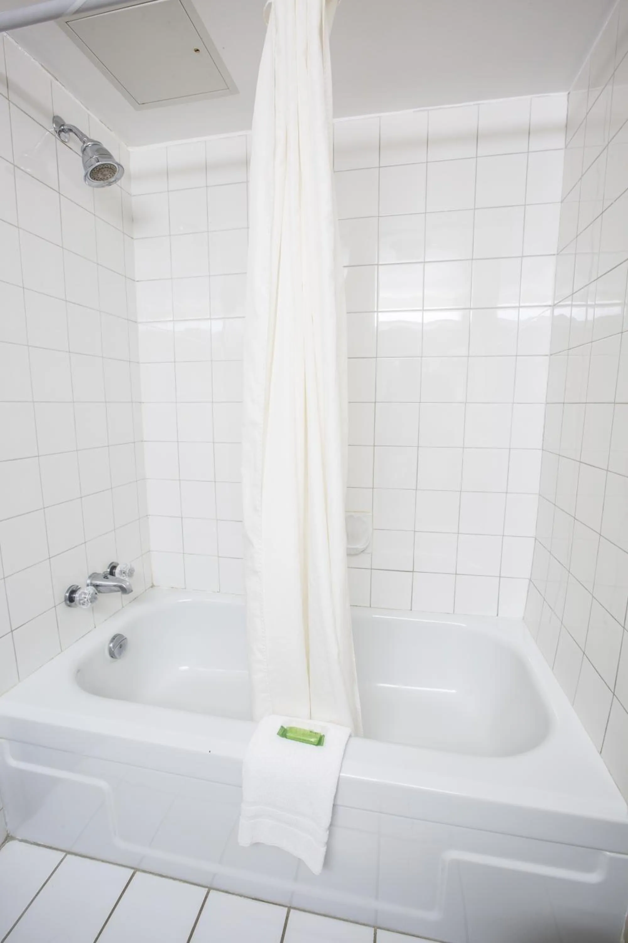 Bathroom in Nomad Hotel & Suites