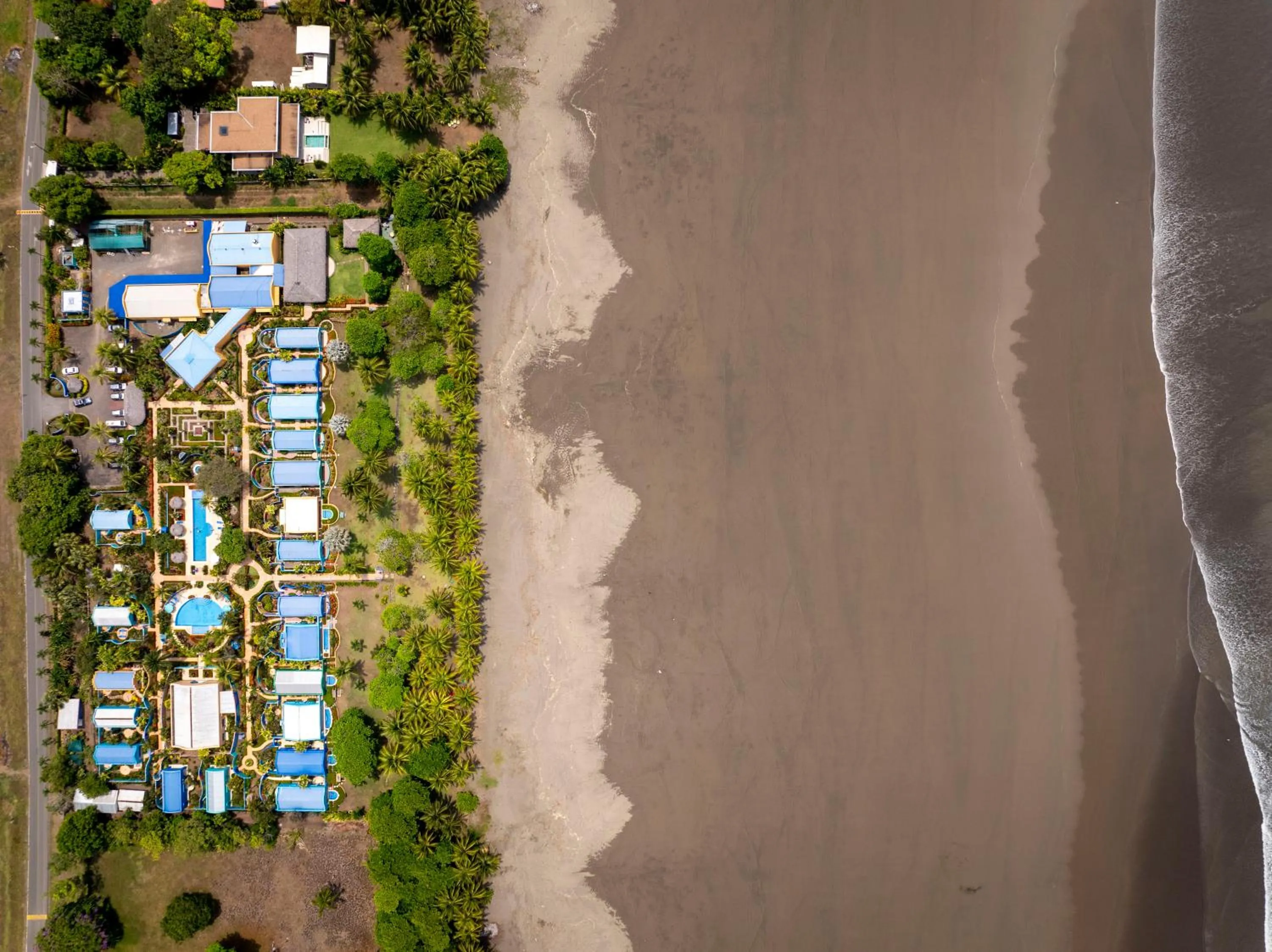 Beach in Alma del Pacifico Hotel & Spa