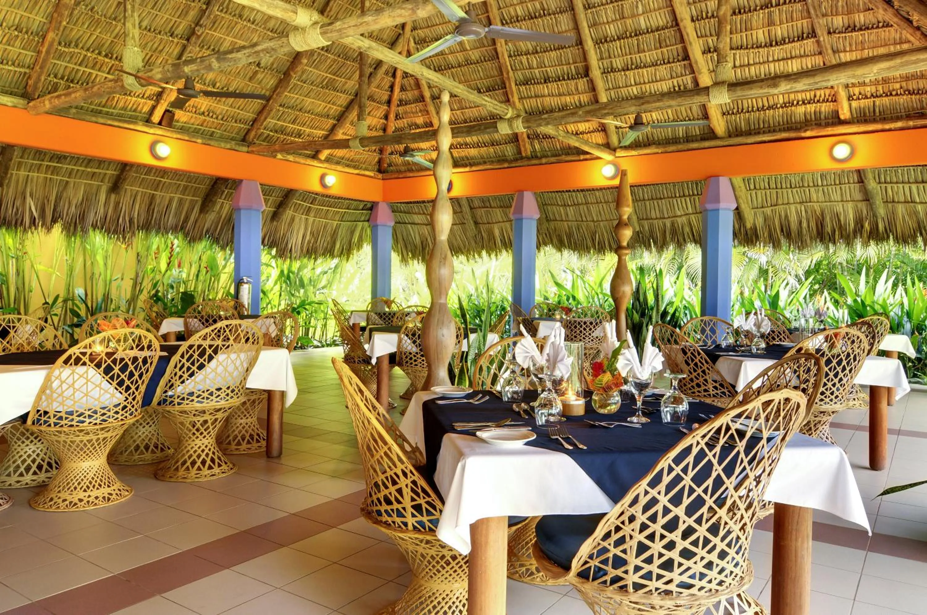 Restaurant/places to eat in Alma del Pacifico Hotel & Spa