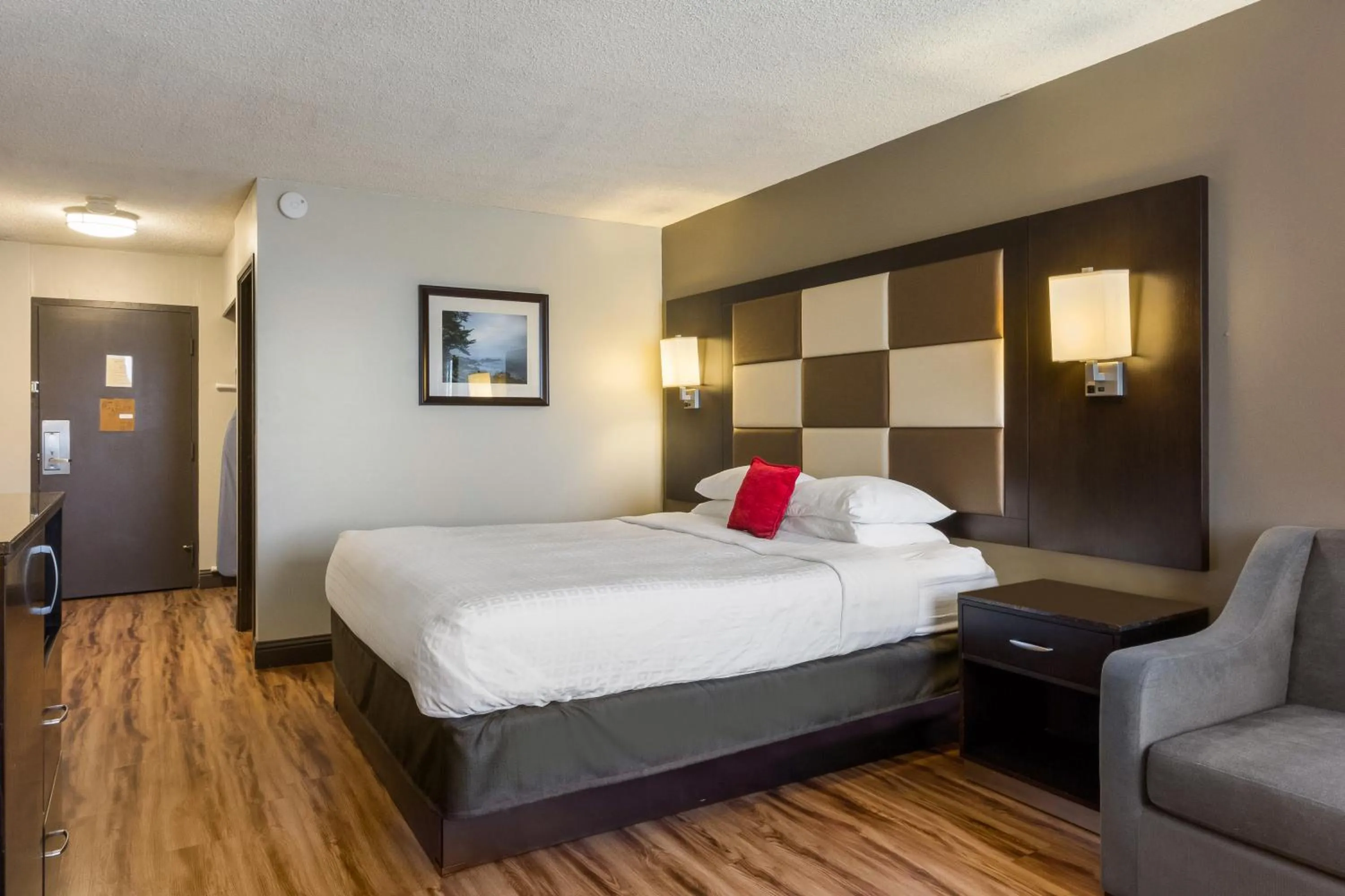 Bed in Red Lion Hotel Monterey