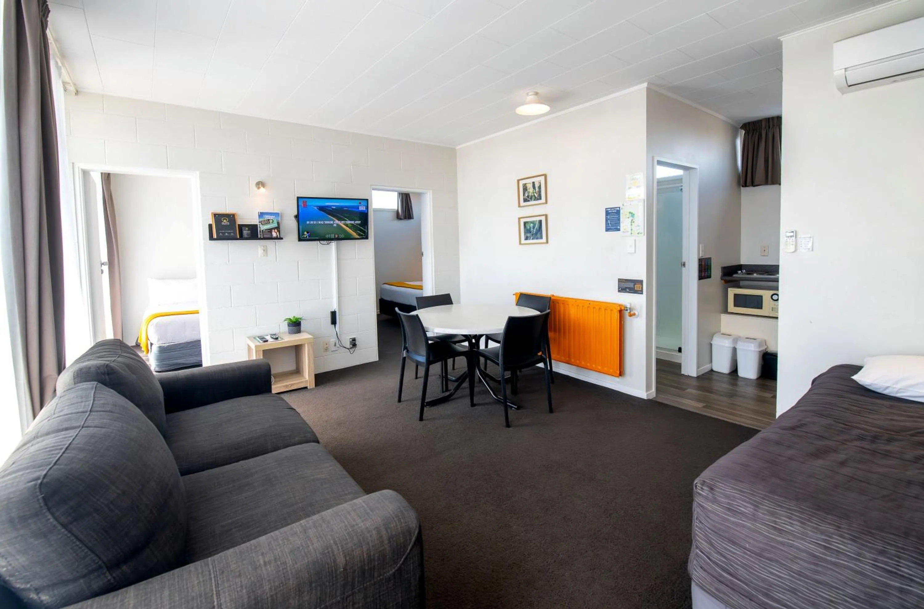 TV and multimedia in Aura Accommodation